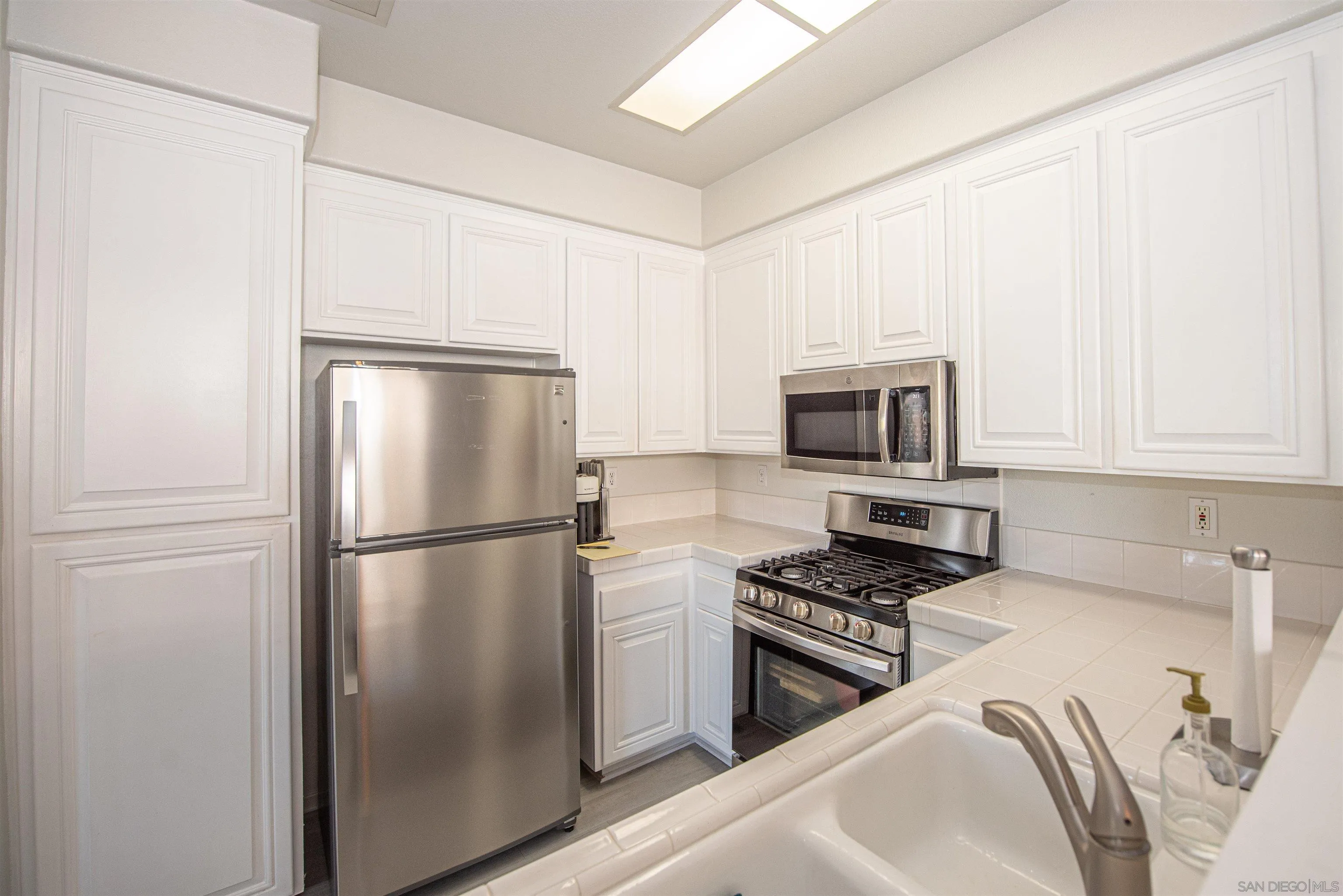 Photo #16: 260011427 Listing: Photo #16