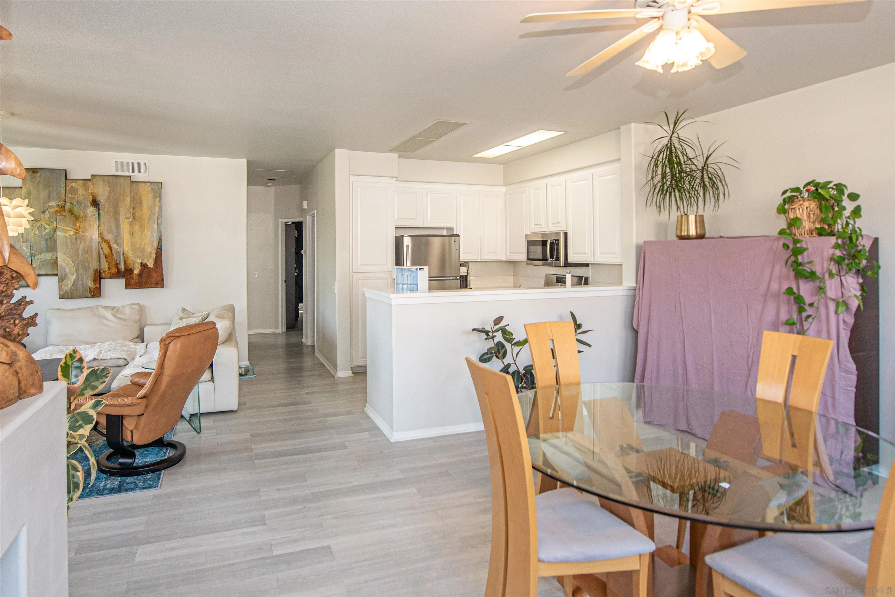 Photo #10: 260011427 Listing: Photo #10