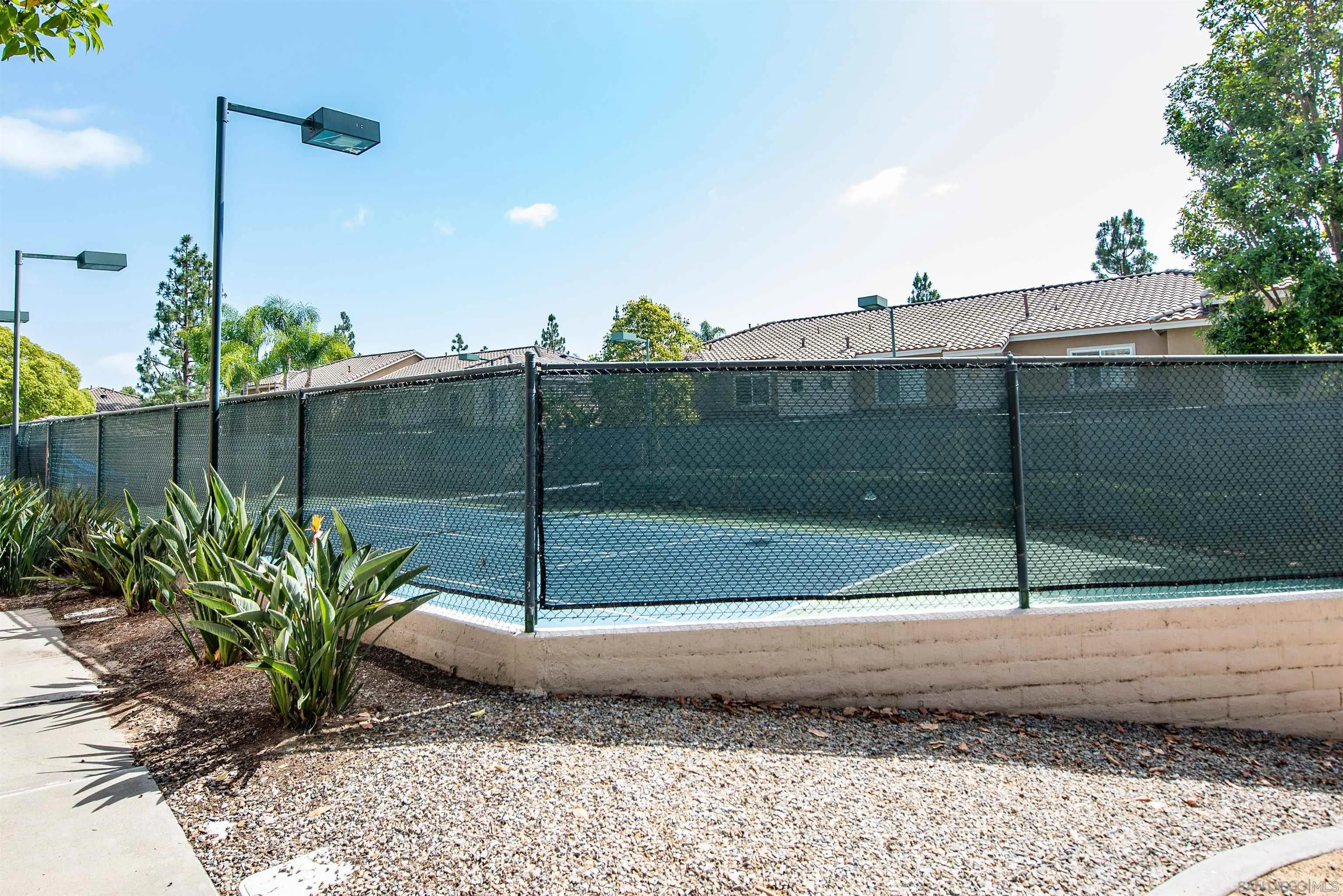 Photo #3: 260011427 Listing: Photo #3