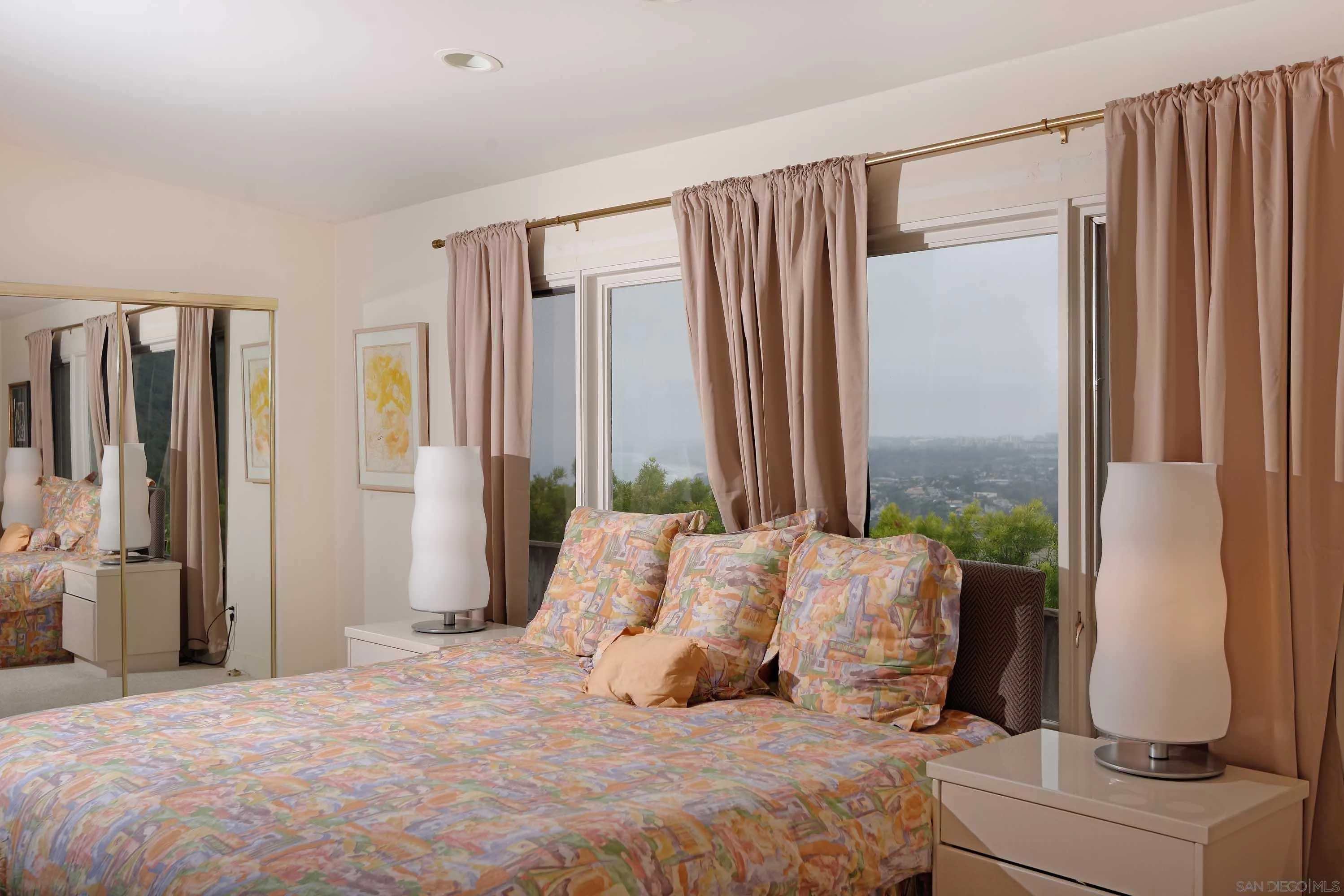 https://cdn.realtyfeed.com/cdn/127/260011428/d9cc916aa944d9c8d8a787060b144141.webp