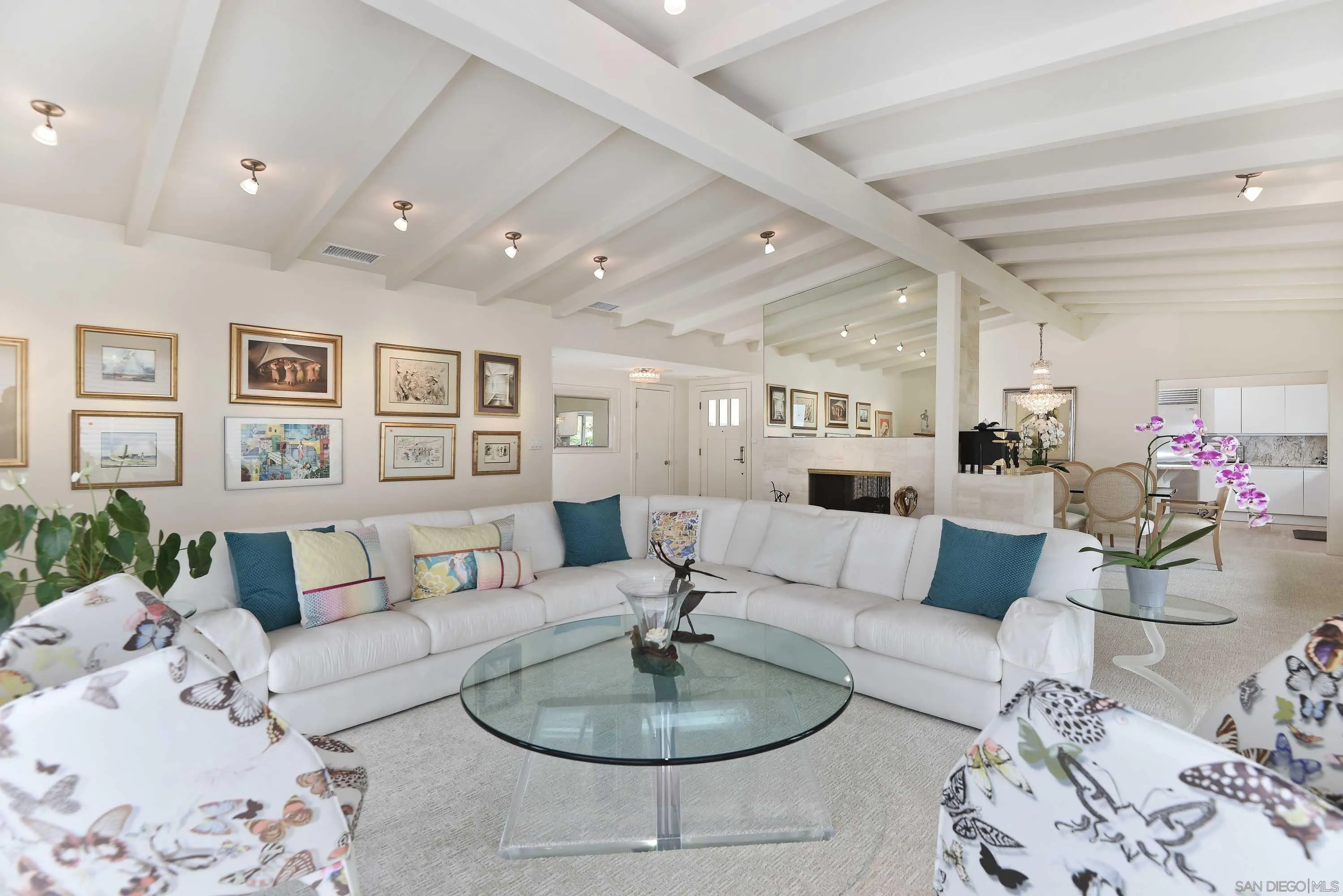 https://cdn.realtyfeed.com/cdn/127/260011428/fd23bb86ba4021f8a05fd9d507ec808b.webp