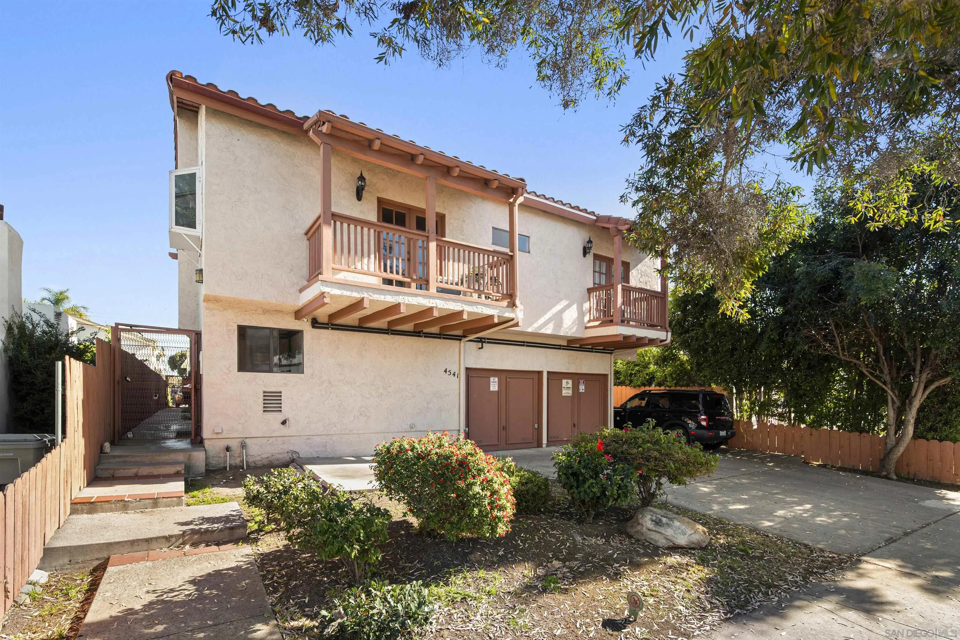 Photo #1: 260011436 Listing: Photo #1