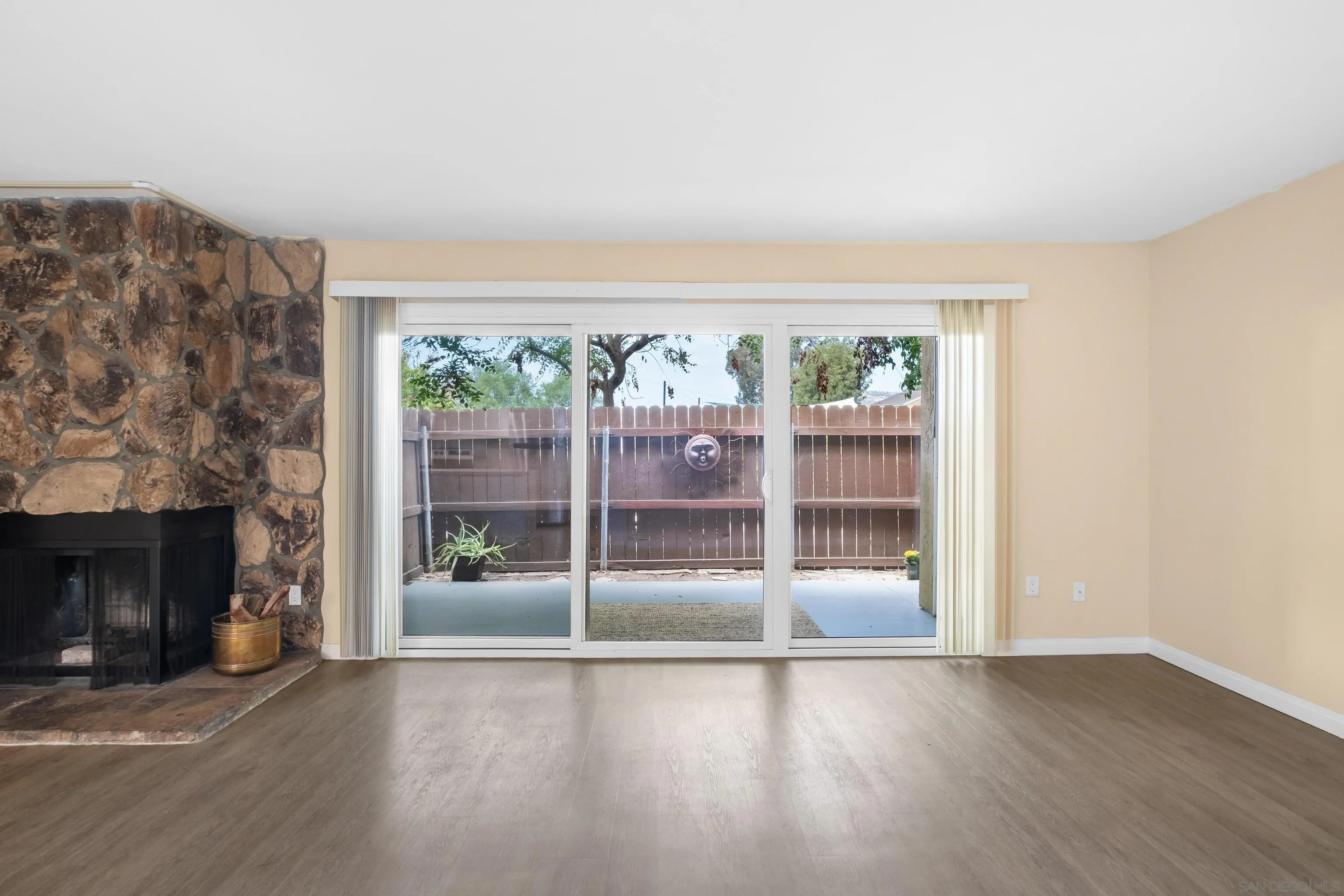 Photo #6: 260011444 Listing: Photo #6
