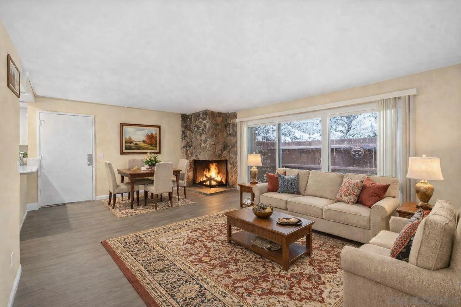 Photo #5: 260011444 Listing: Photo #5