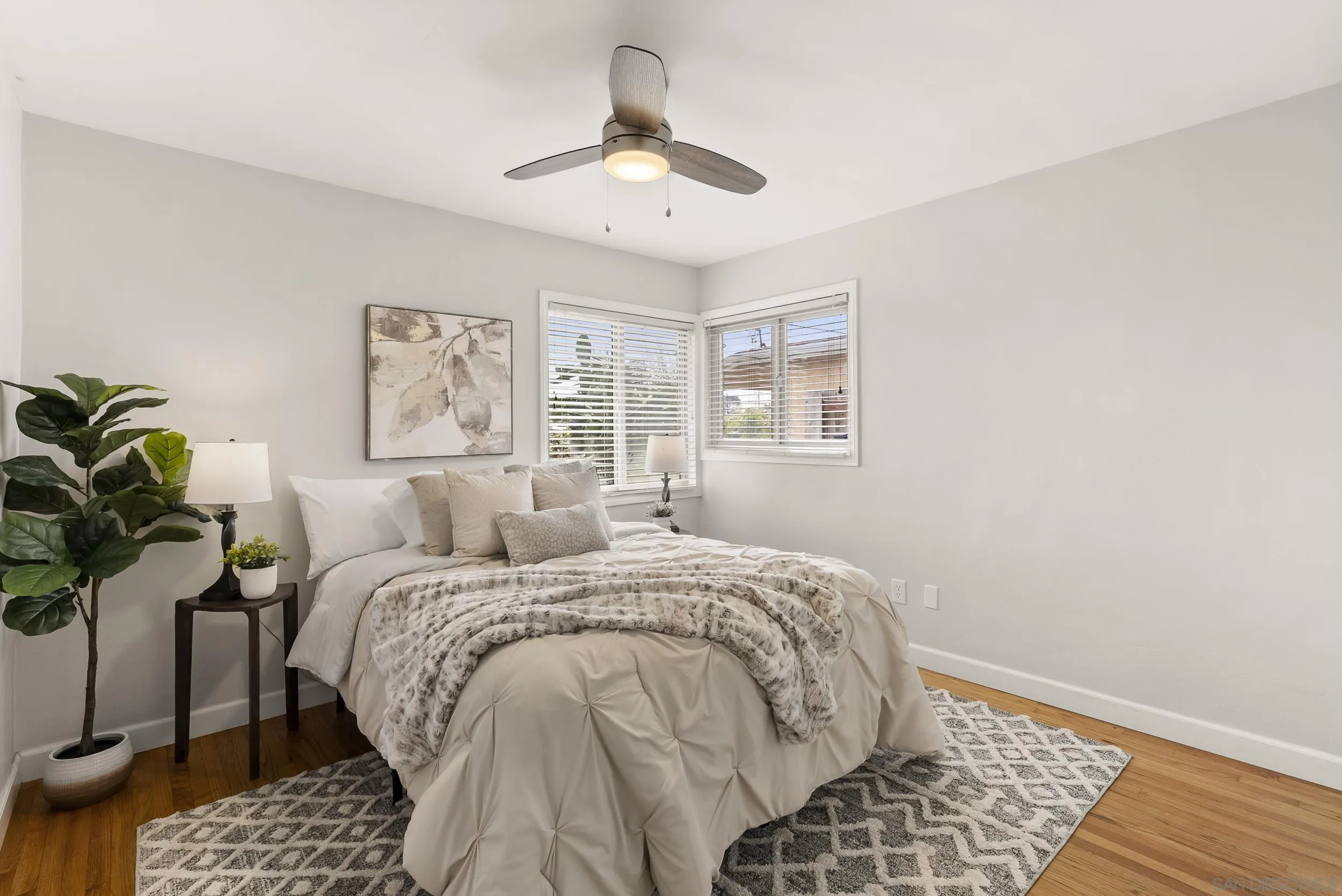 https://cdn.realtyfeed.com/cdn/127/260011446/0364a606c5ef703ab22d78665d6eef3f.webp