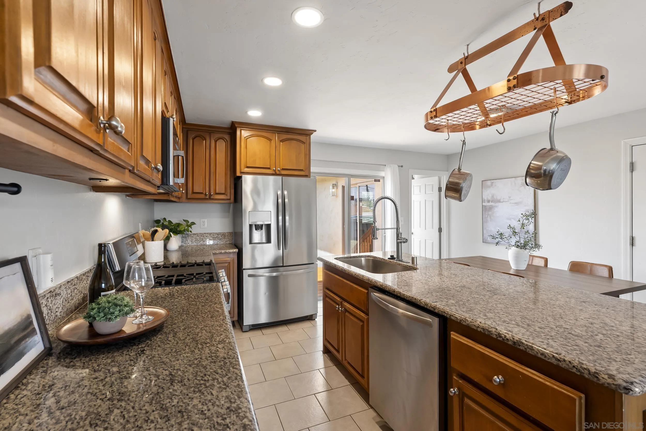 https://cdn.realtyfeed.com/cdn/127/260011446/1ac0bc1138279fdd6e26b4211024cb3f.webp