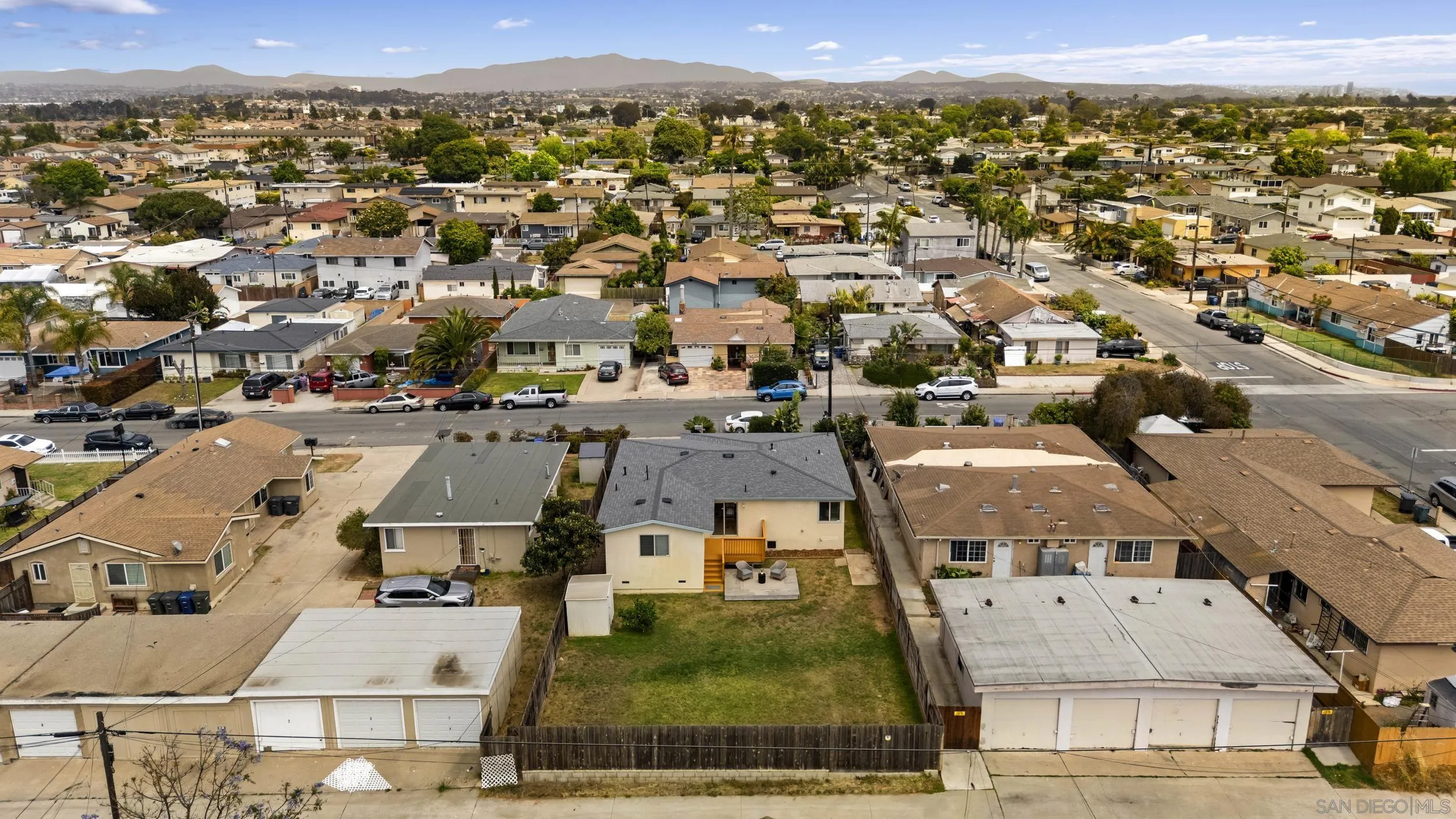 https://cdn.realtyfeed.com/cdn/127/260011446/3c13fc4a63dd1f50c0eb38567c9e61a6.webp