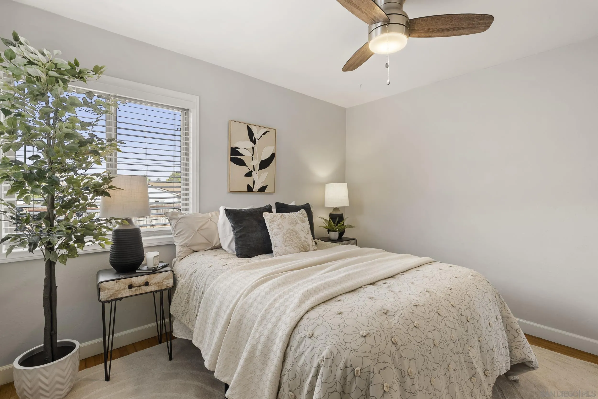 https://cdn.realtyfeed.com/cdn/127/260011446/9fc74b79720f443e29abadb5b00ba395.webp