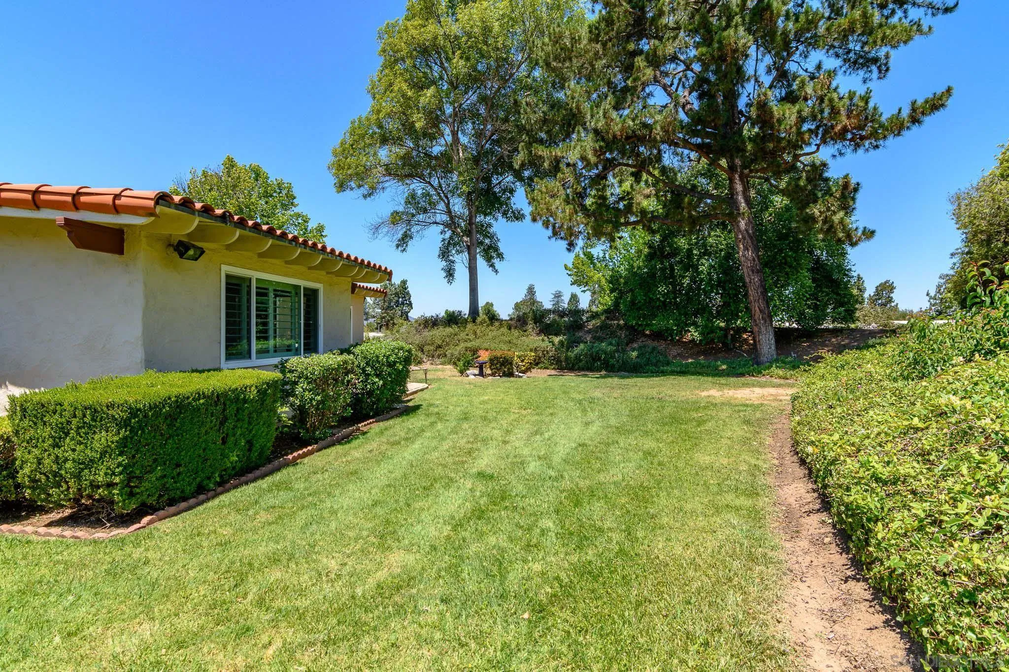 https://cdn.realtyfeed.com/cdn/127/260011447/095e6547a7a40edc96aa635e2be155ca.webp