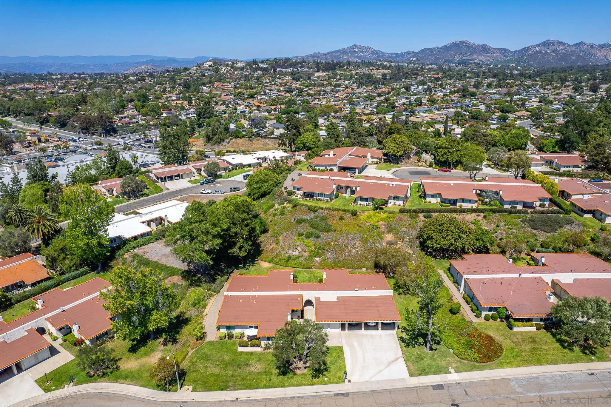 https://cdn.realtyfeed.com/cdn/127/260011447/3a518e501923bceb72035a6bd4d313f3.webp