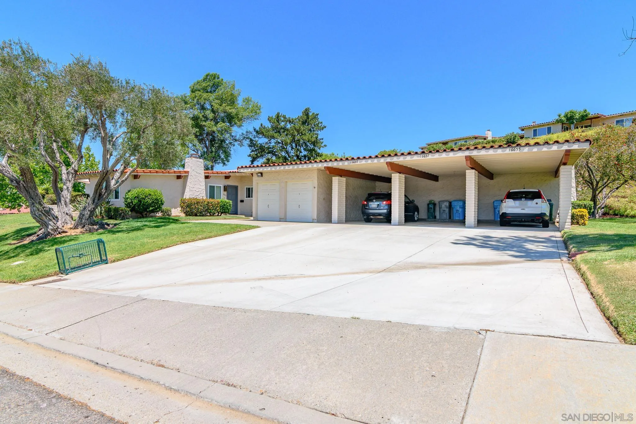 https://cdn.realtyfeed.com/cdn/127/260011447/476e10dd50e8145ce7f9c34784a7794a.webp