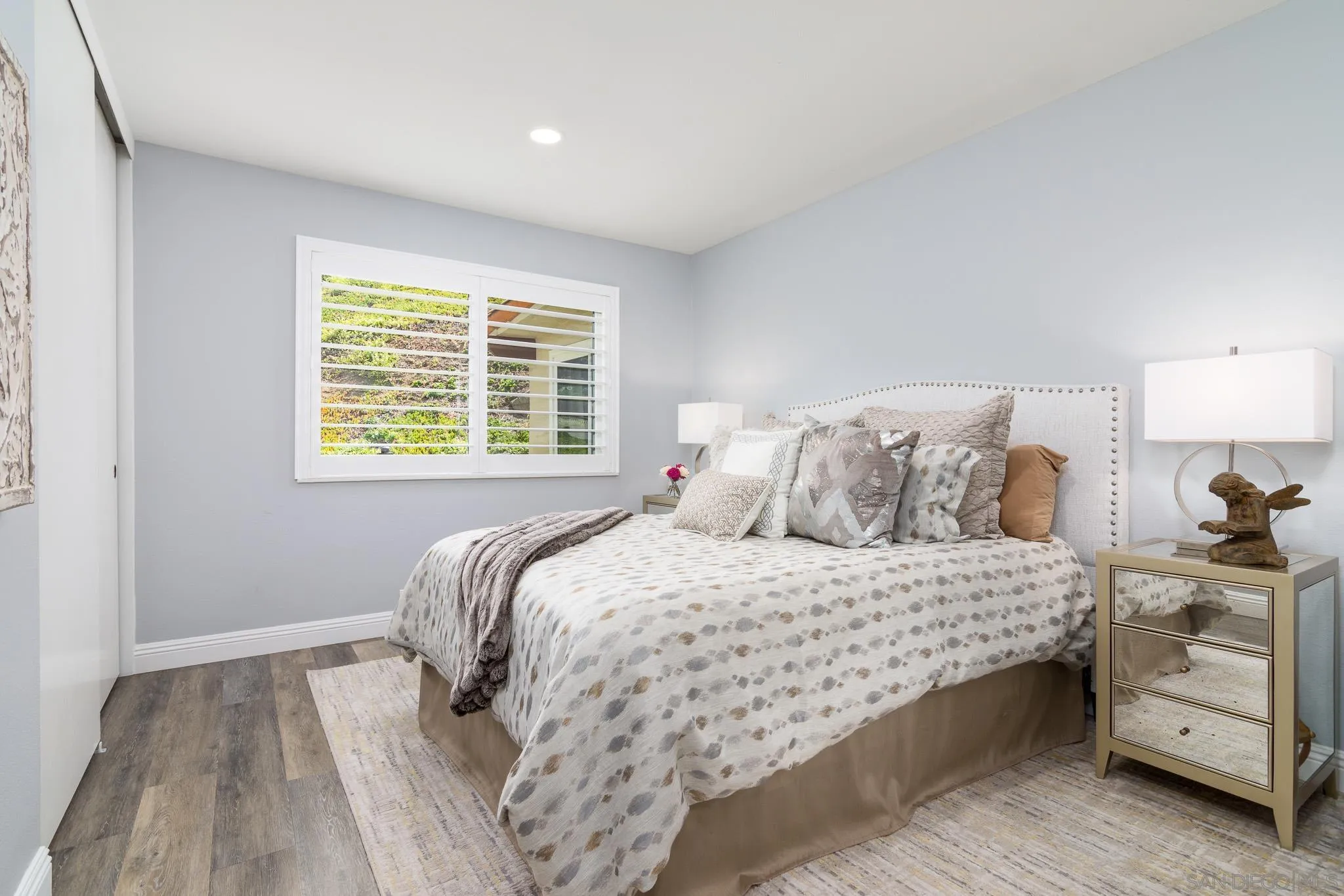 https://cdn.realtyfeed.com/cdn/127/260011447/b333a73acadbaa9b00226f33676ea608.webp