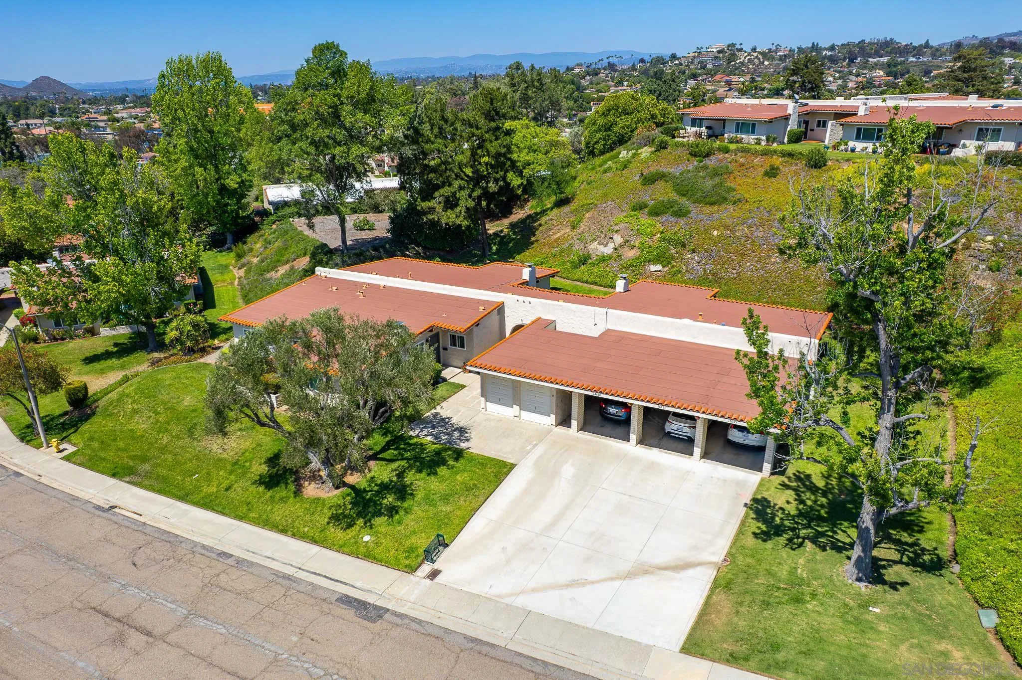 https://cdn.realtyfeed.com/cdn/127/260011447/c81eb64d2fbc28b2106aca532bb19967.webp