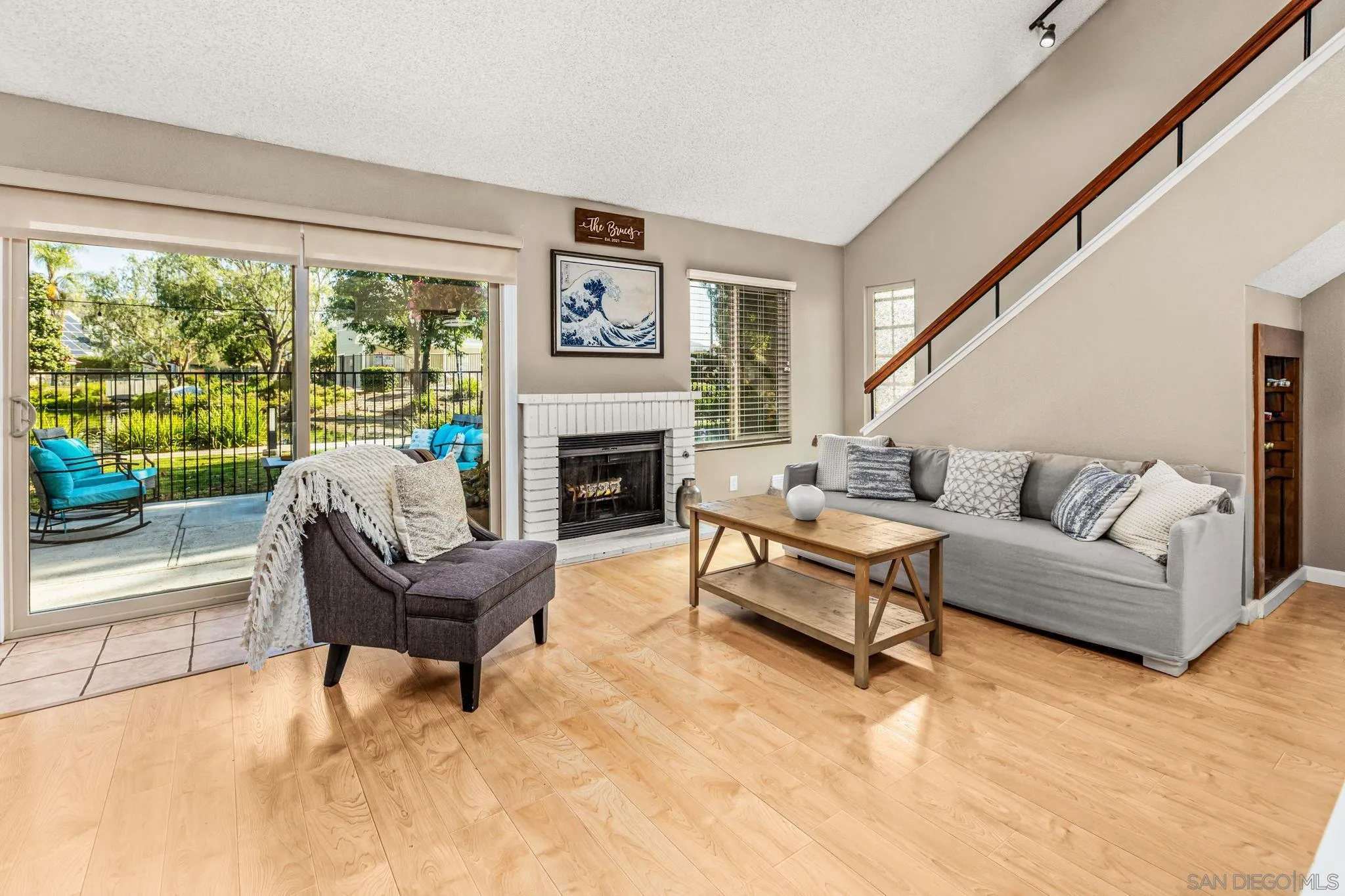 https://cdn.realtyfeed.com/cdn/127/260011453/ebfa3e011b11845a73a90dfb734b6ea1.webp