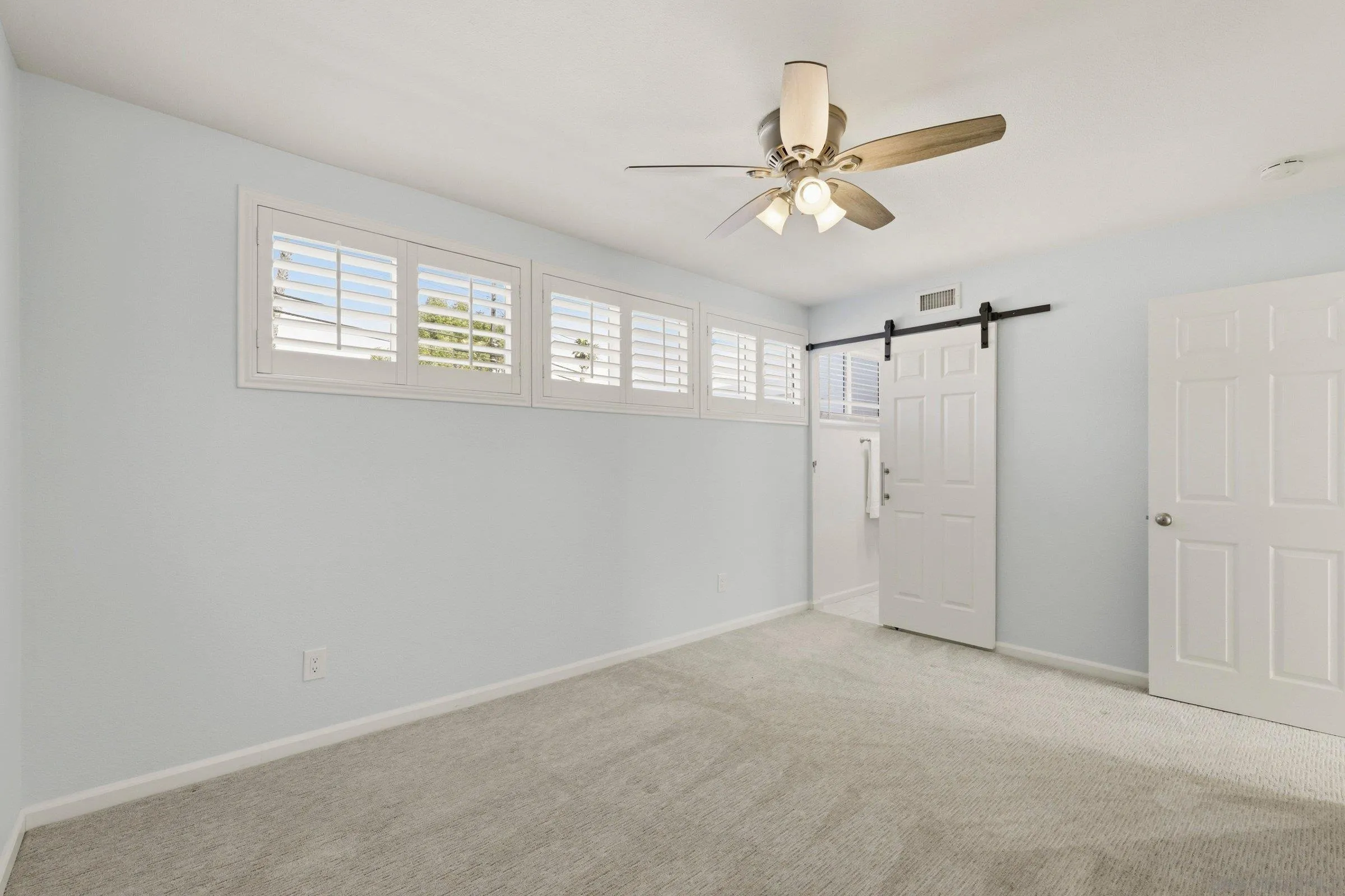 https://cdn.realtyfeed.com/cdn/127/260011456/d1d9a2b17b0e4a52d614623df56e5480.webp