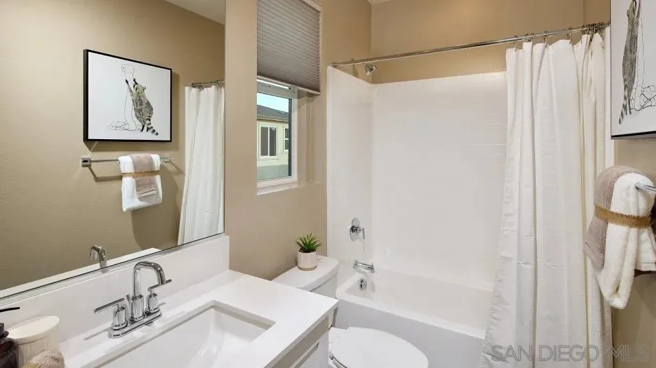 Photo #11: 260011457 Listing: Photo #11
