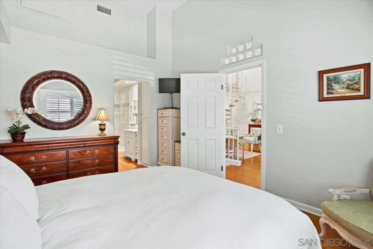 Photo #24: 260011459 Listing: Photo #24