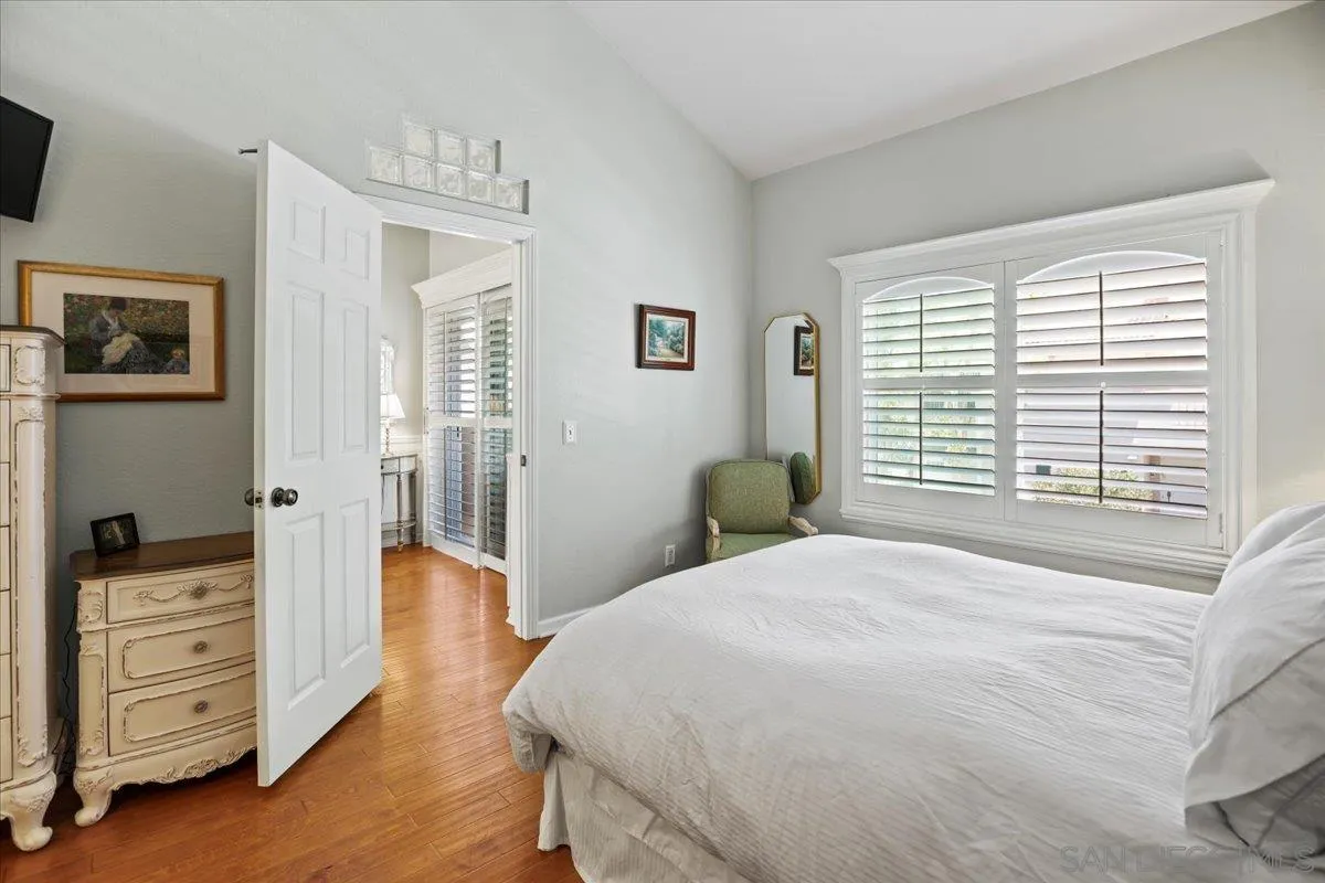 Photo #22: 260011459 Listing: Photo #22