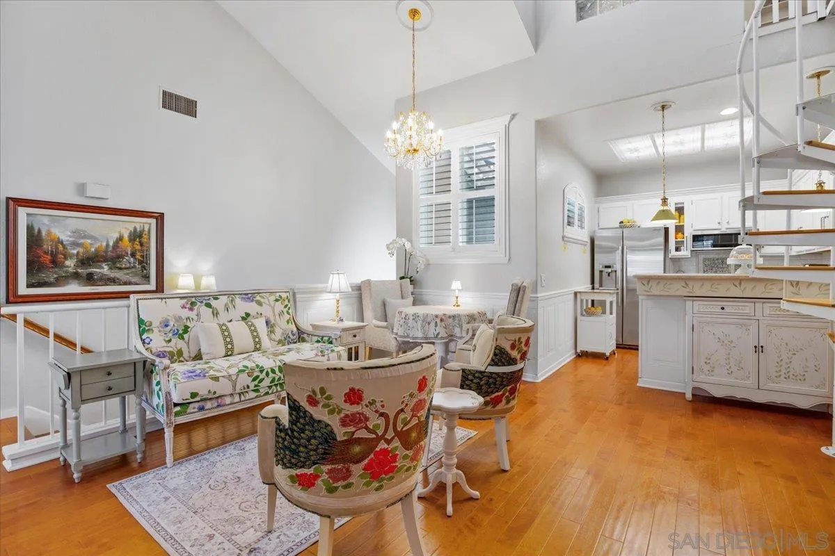 Photo #12: 260011459 Listing: Photo #12