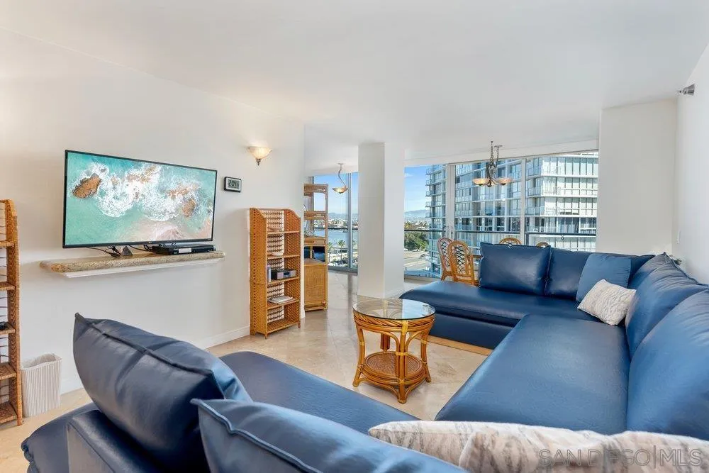 https://cdn.realtyfeed.com/cdn/127/260011460/04af71d1f0d092d2dcc3c5a6228aa49b.webp