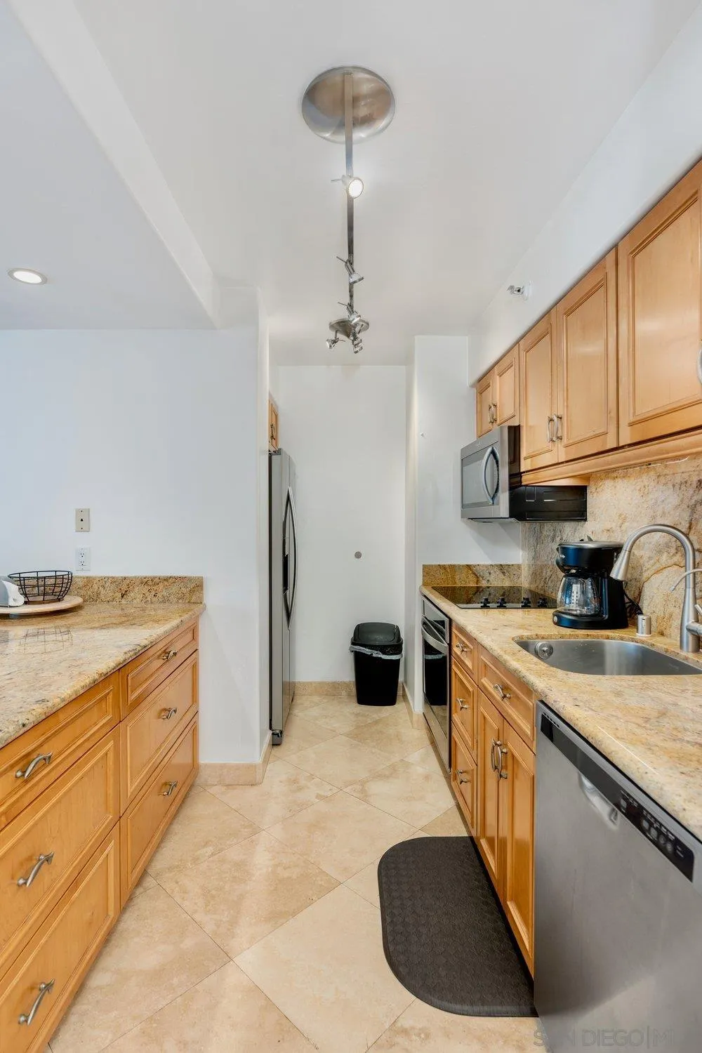 https://cdn.realtyfeed.com/cdn/127/260011460/cf128764fe1dbaaeb099886a4ed6ed06.webp