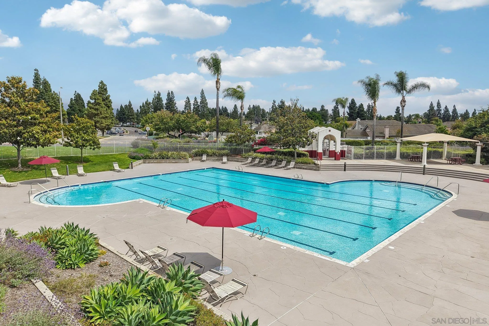 https://cdn.realtyfeed.com/cdn/127/260011461/1e58afb0f6bc7aeacec44c4c235b0334.webp