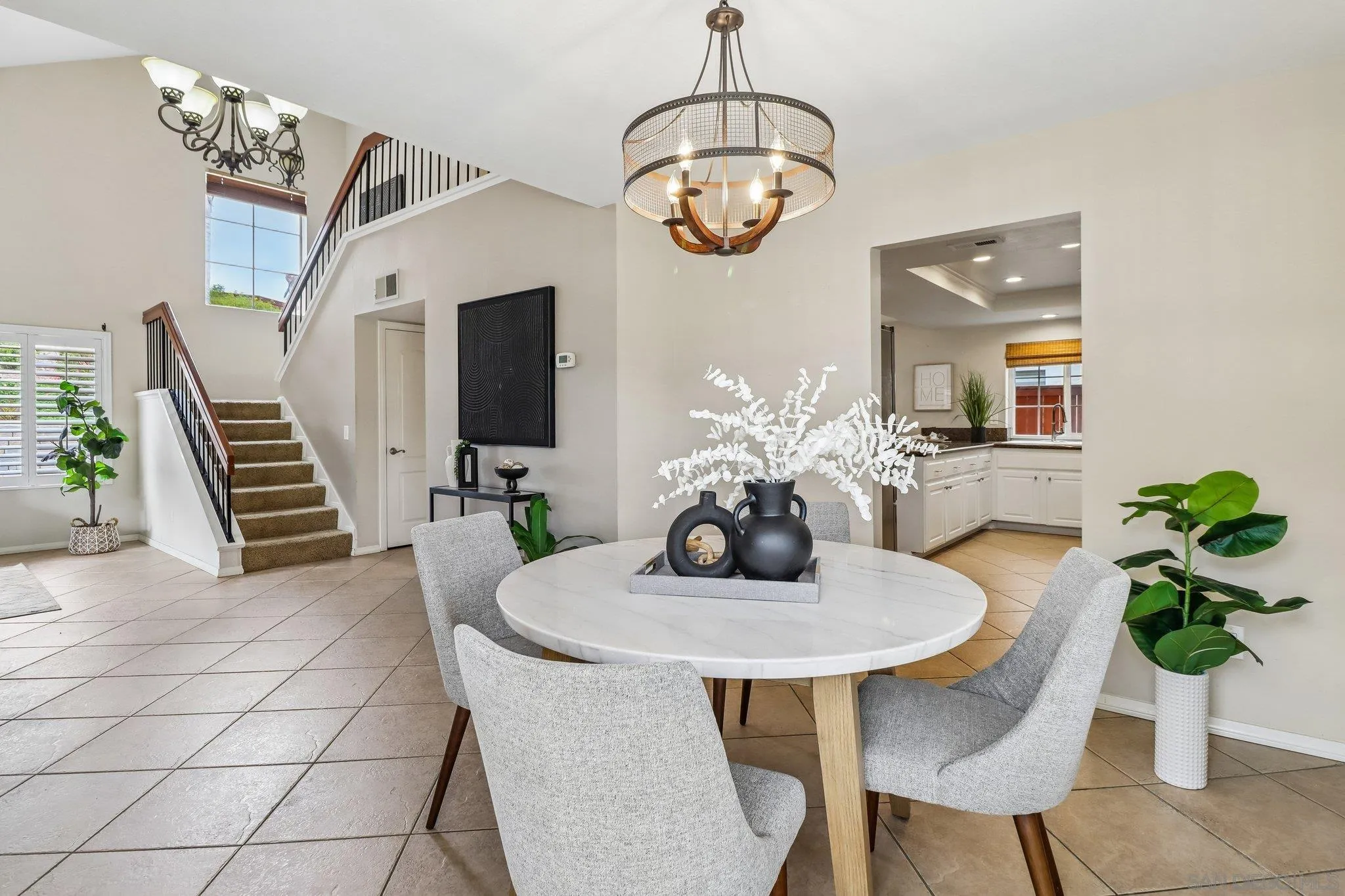 https://cdn.realtyfeed.com/cdn/127/260011461/21ce261d228f7982127e0a77ee7c9797.webp