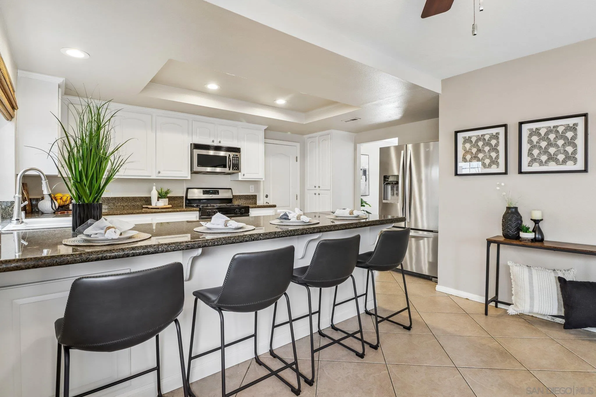 https://cdn.realtyfeed.com/cdn/127/260011461/8b3855cf5a54e04d52f7c3b403d81459.webp