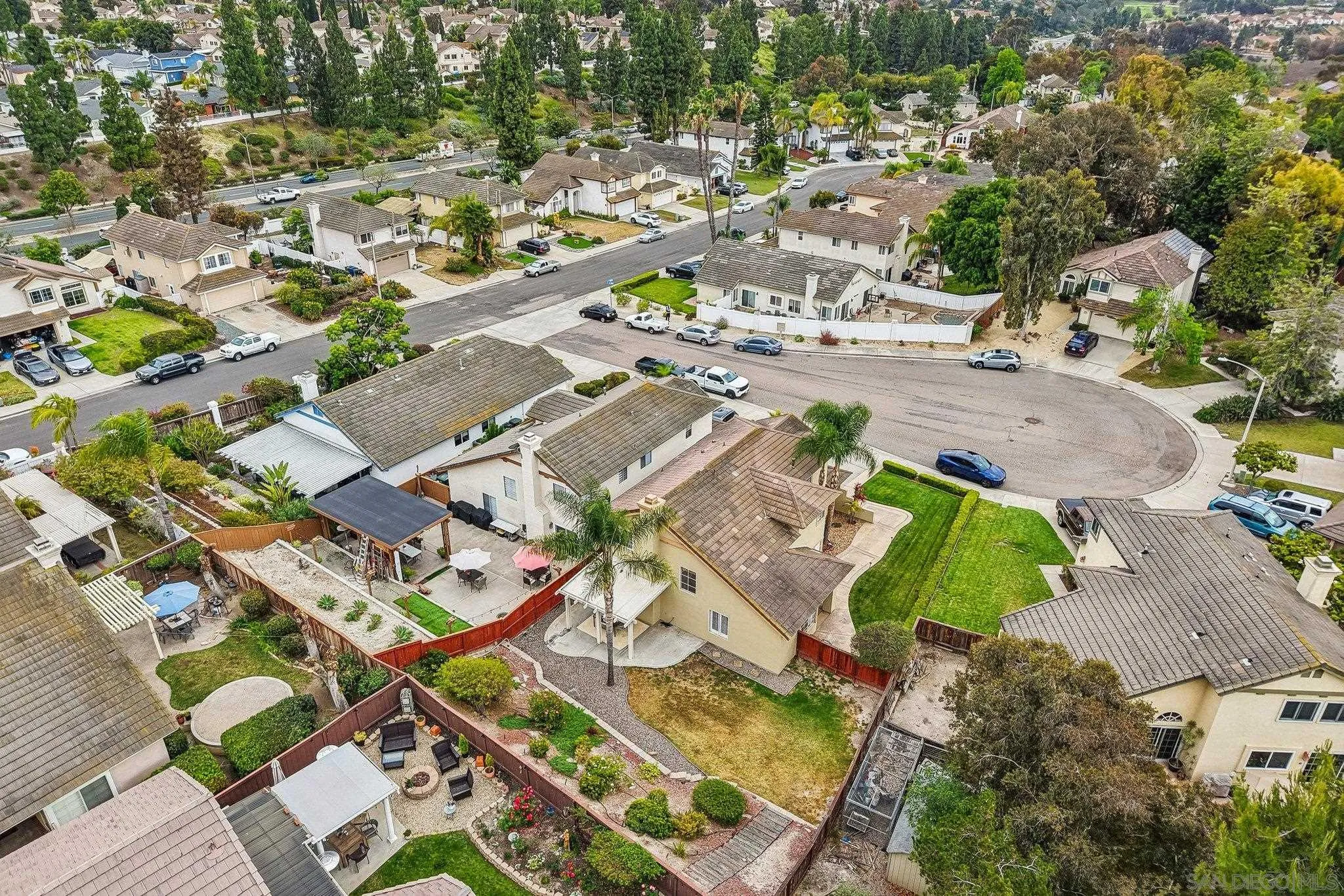 https://cdn.realtyfeed.com/cdn/127/260011461/9ce78441244f9ebeb98150a4dfdb5016.webp