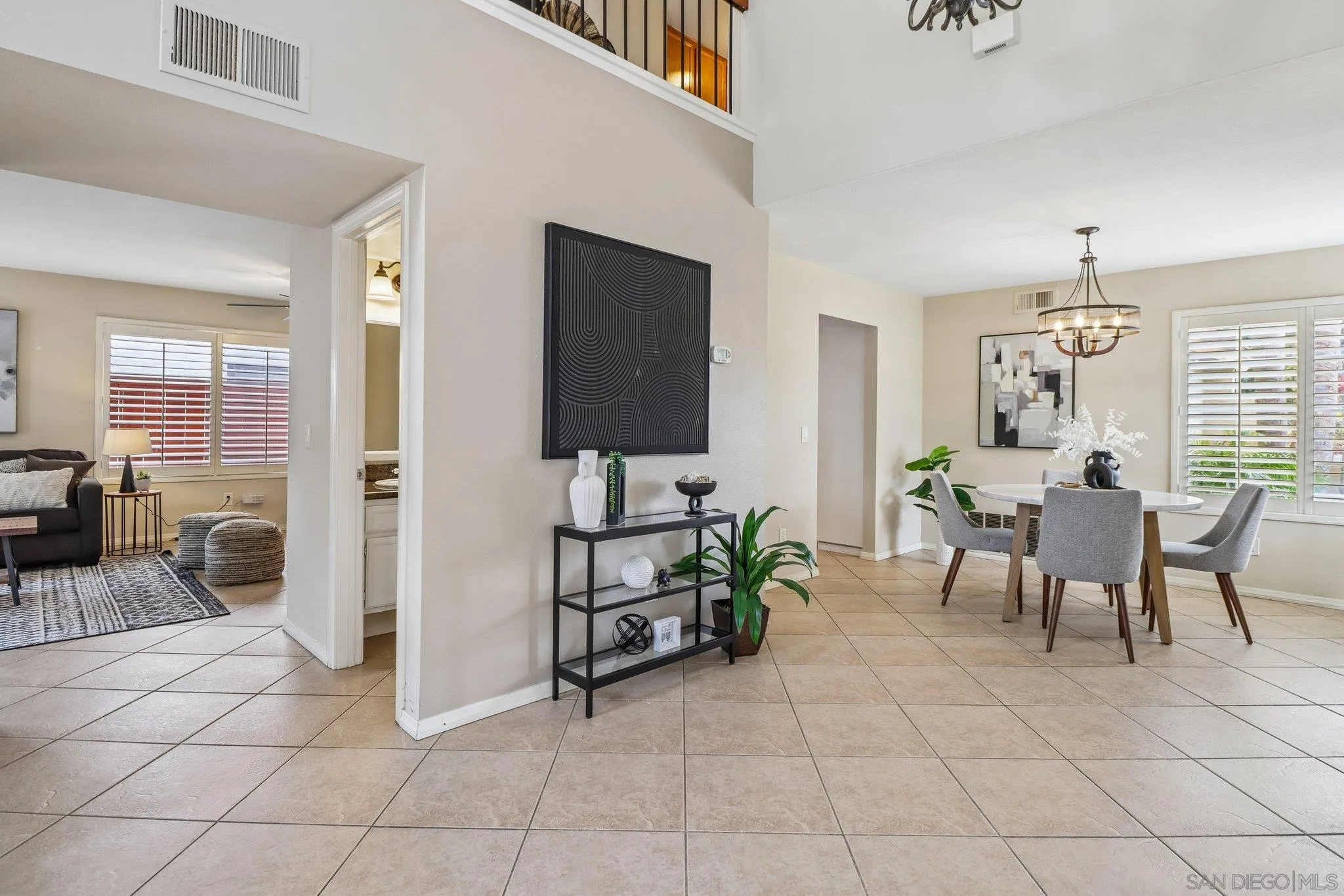 https://cdn.realtyfeed.com/cdn/127/260011461/bac31de8cd6a2b3c5bd31f410fca0dbe.webp