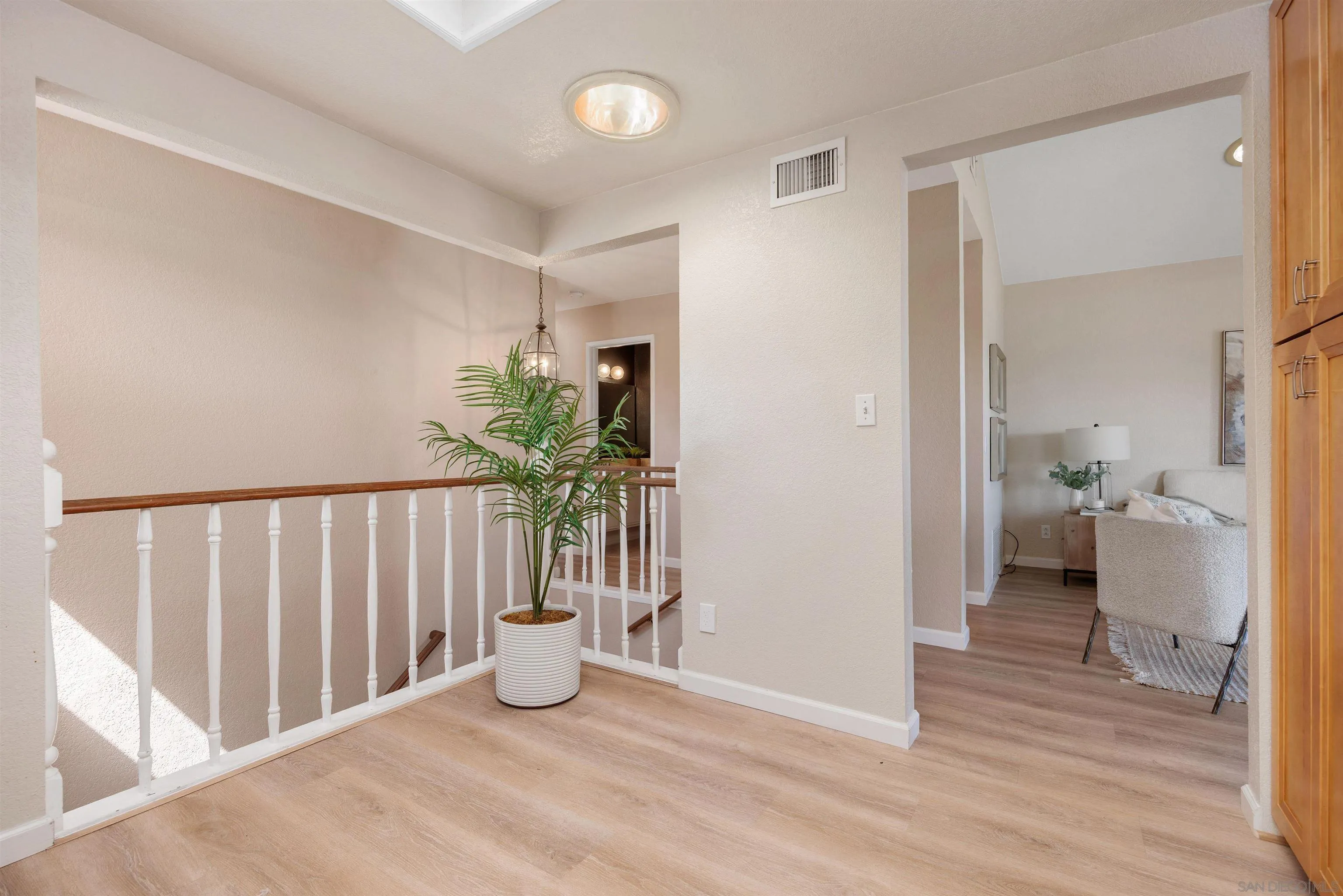 Photo #11: 260011462 Listing: Photo #11