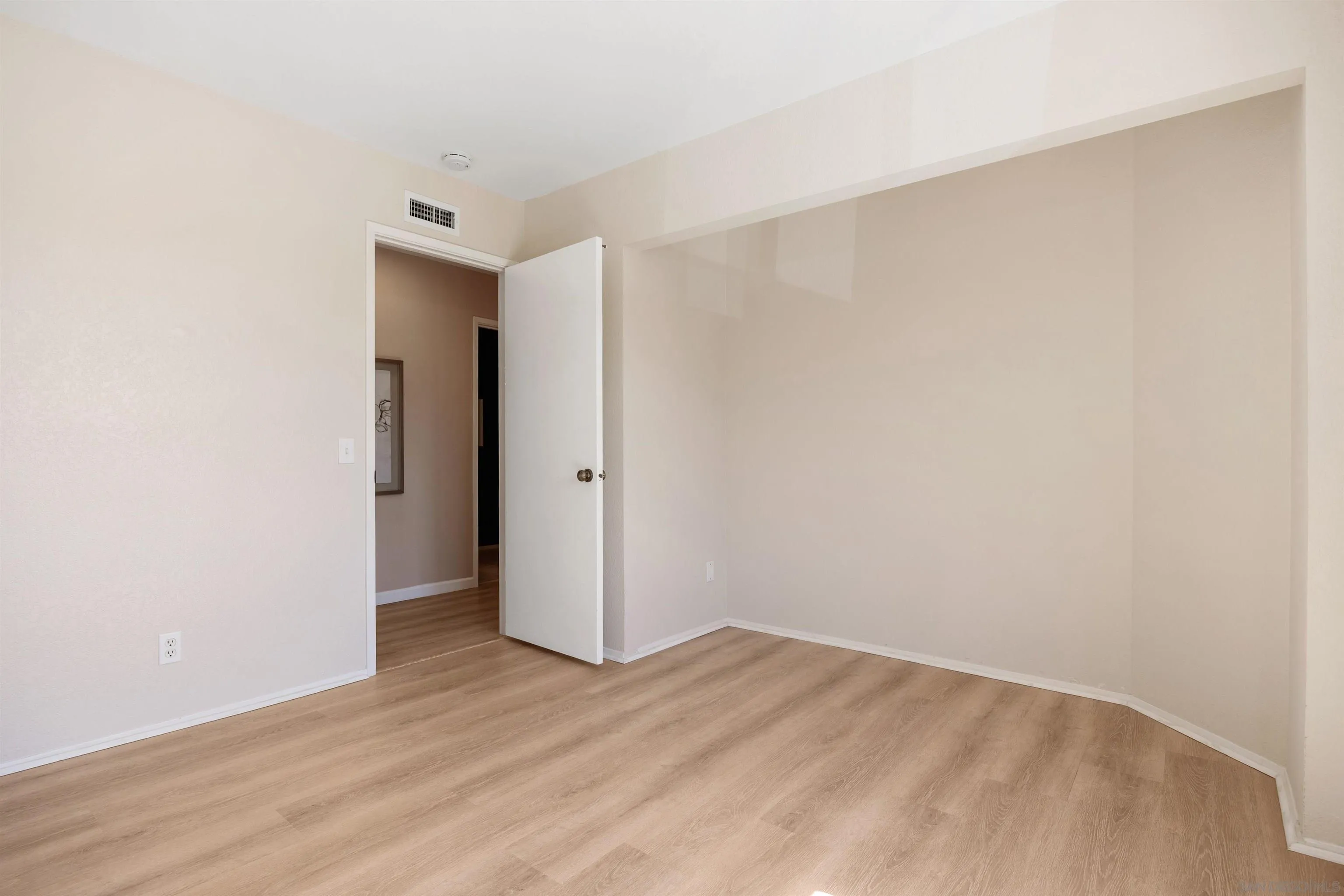 Photo #18: 260011462 Listing: Photo #18