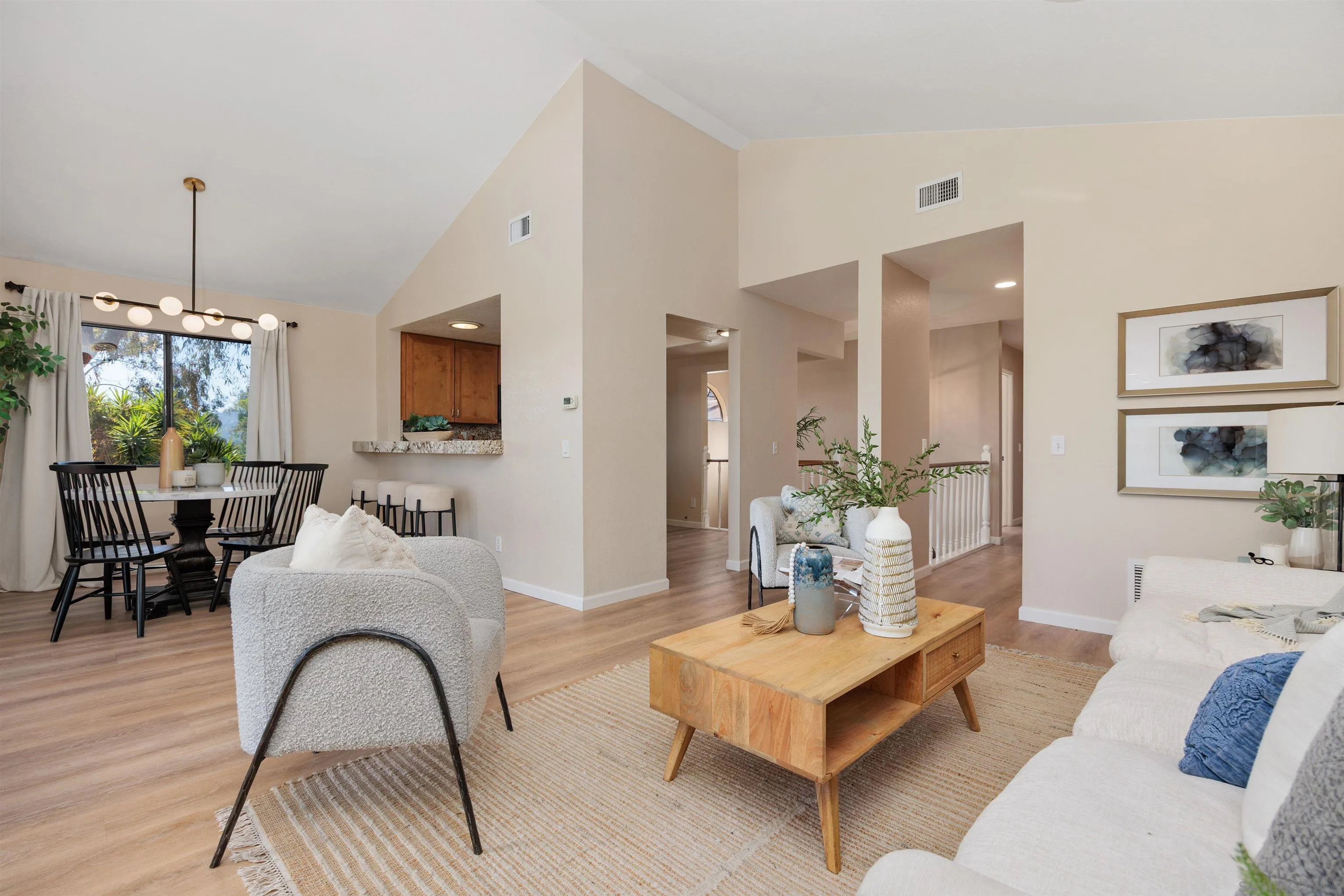 Photo #5: 260011462 Listing: Photo #5