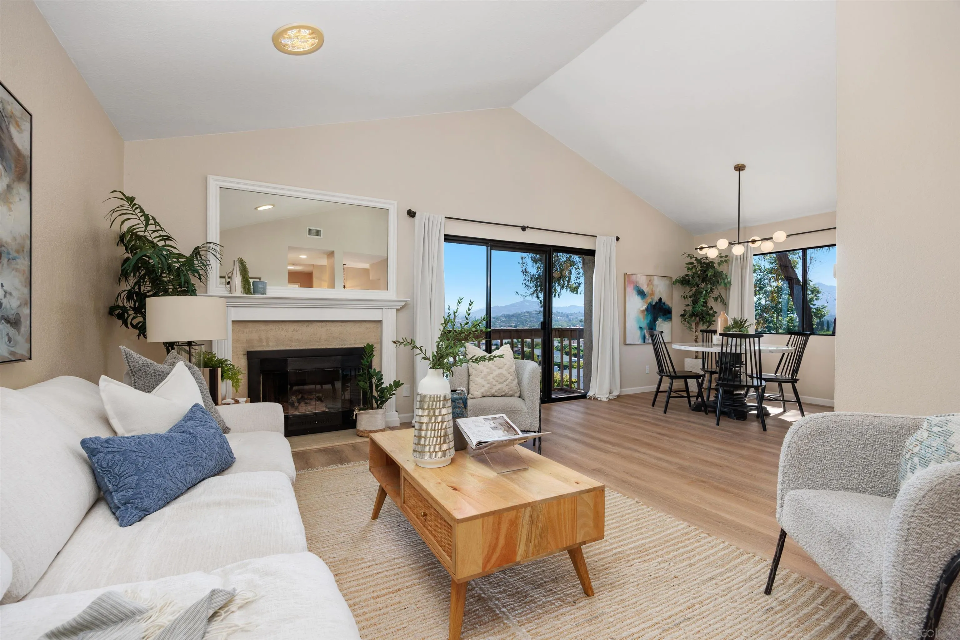 Photo #1: 260011462 Listing: Photo #1