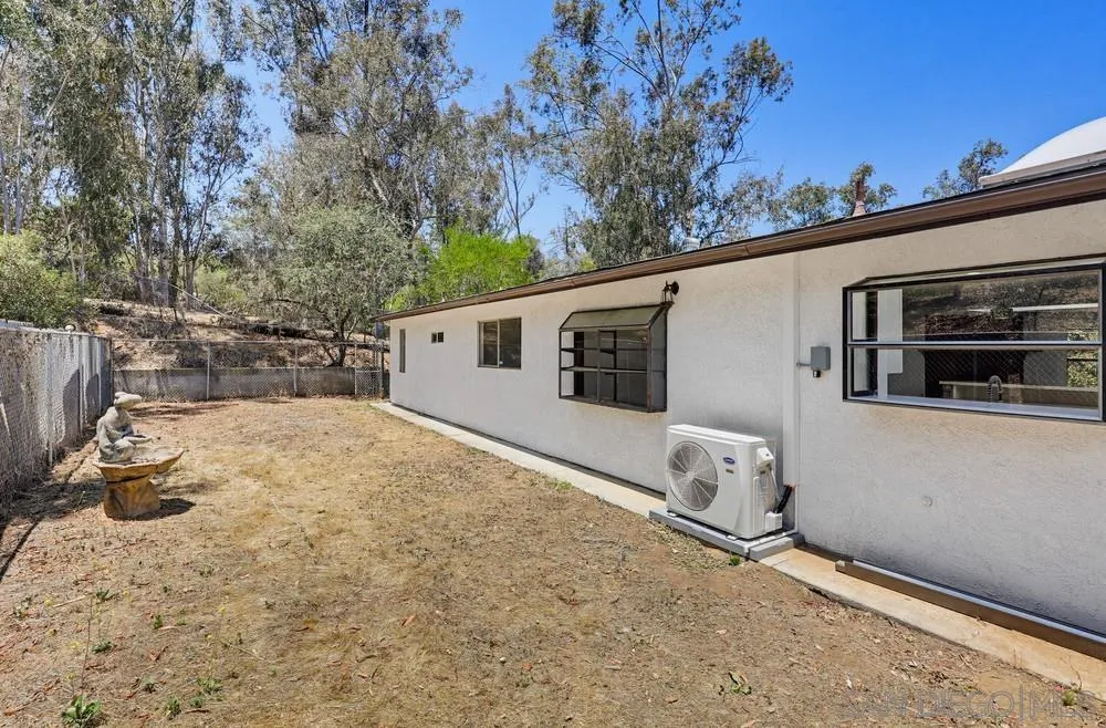 https://cdn.realtyfeed.com/cdn/127/260011464/619e3312cec46b77d6fb61045250c751.webp