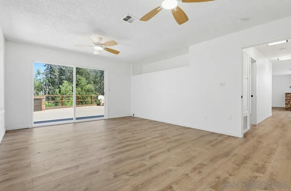 https://cdn.realtyfeed.com/cdn/127/260011464/7224dc486c8a3a5286c7d0a44ac05895.webp