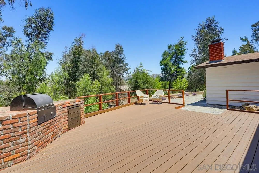 https://cdn.realtyfeed.com/cdn/127/260011464/95478b84d4c56b35f8d541f22644d6fd.webp