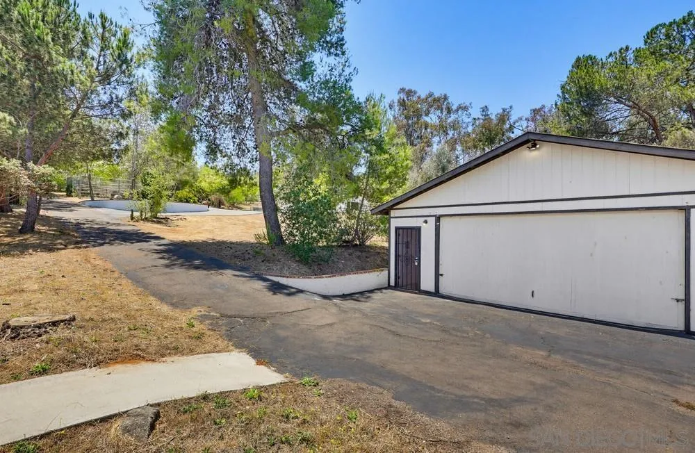 https://cdn.realtyfeed.com/cdn/127/260011464/b99dd2c140c126e17d08c222fbbfaa54.webp