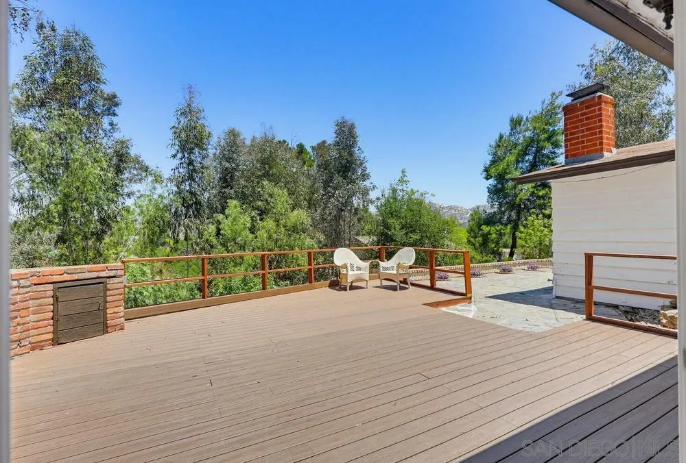 https://cdn.realtyfeed.com/cdn/127/260011464/e58bb70989d452d72043a0cec9e73210.webp