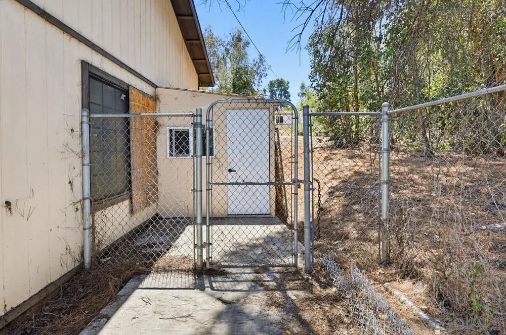 https://cdn.realtyfeed.com/cdn/127/260011464/fb83e99fac9631a8dd87b561edbc4eac.webp