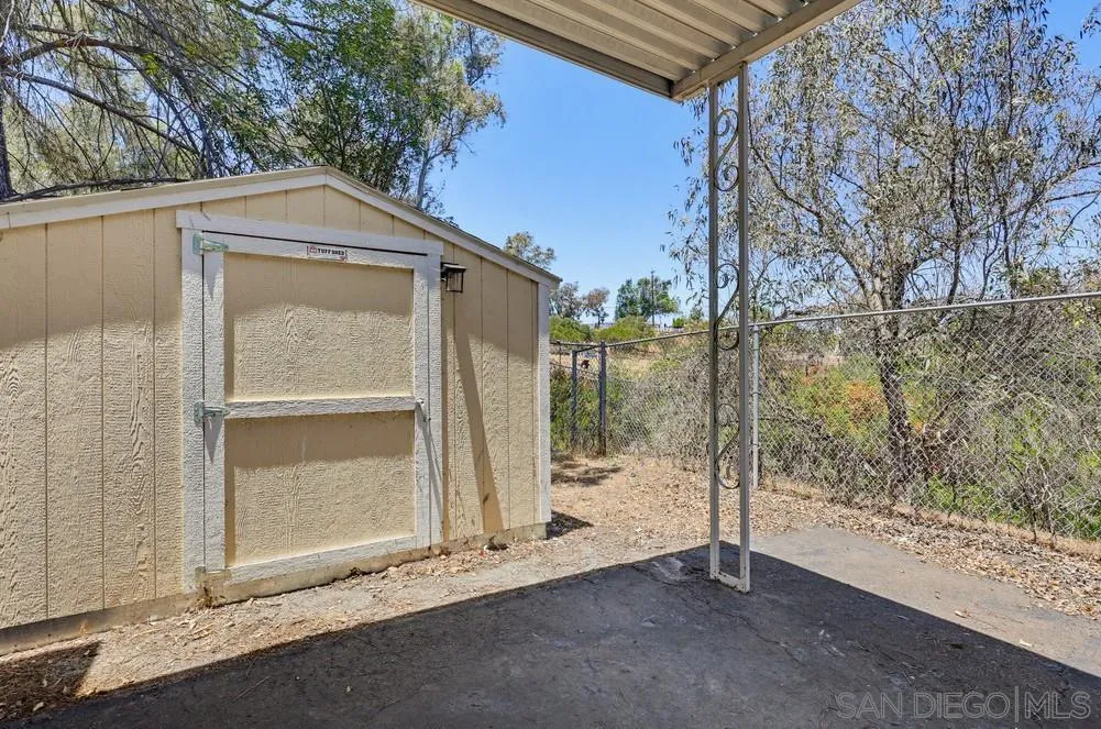 https://cdn.realtyfeed.com/cdn/127/260011464/fd040e1ad389829ed362d96c284dbd25.webp
