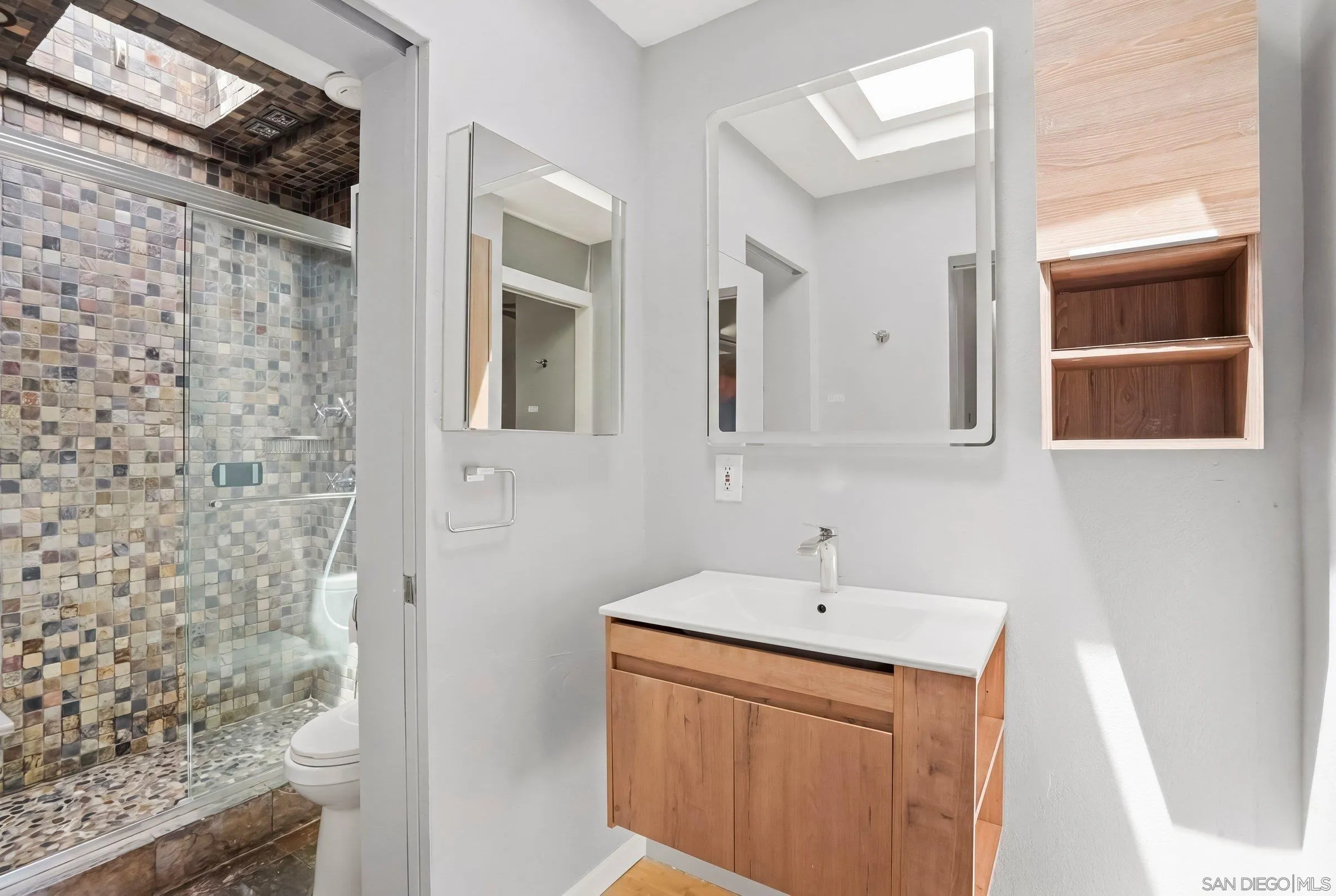 Photo #10: 260011469 Listing: Photo #10