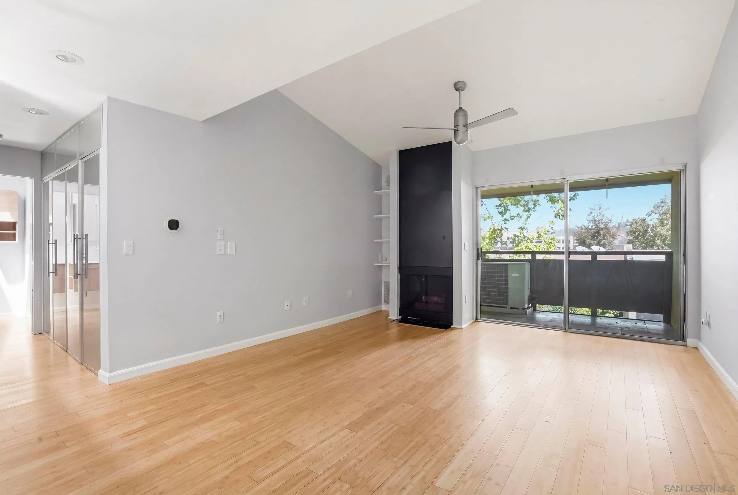Photo #3: 260011469 Listing: Photo #3