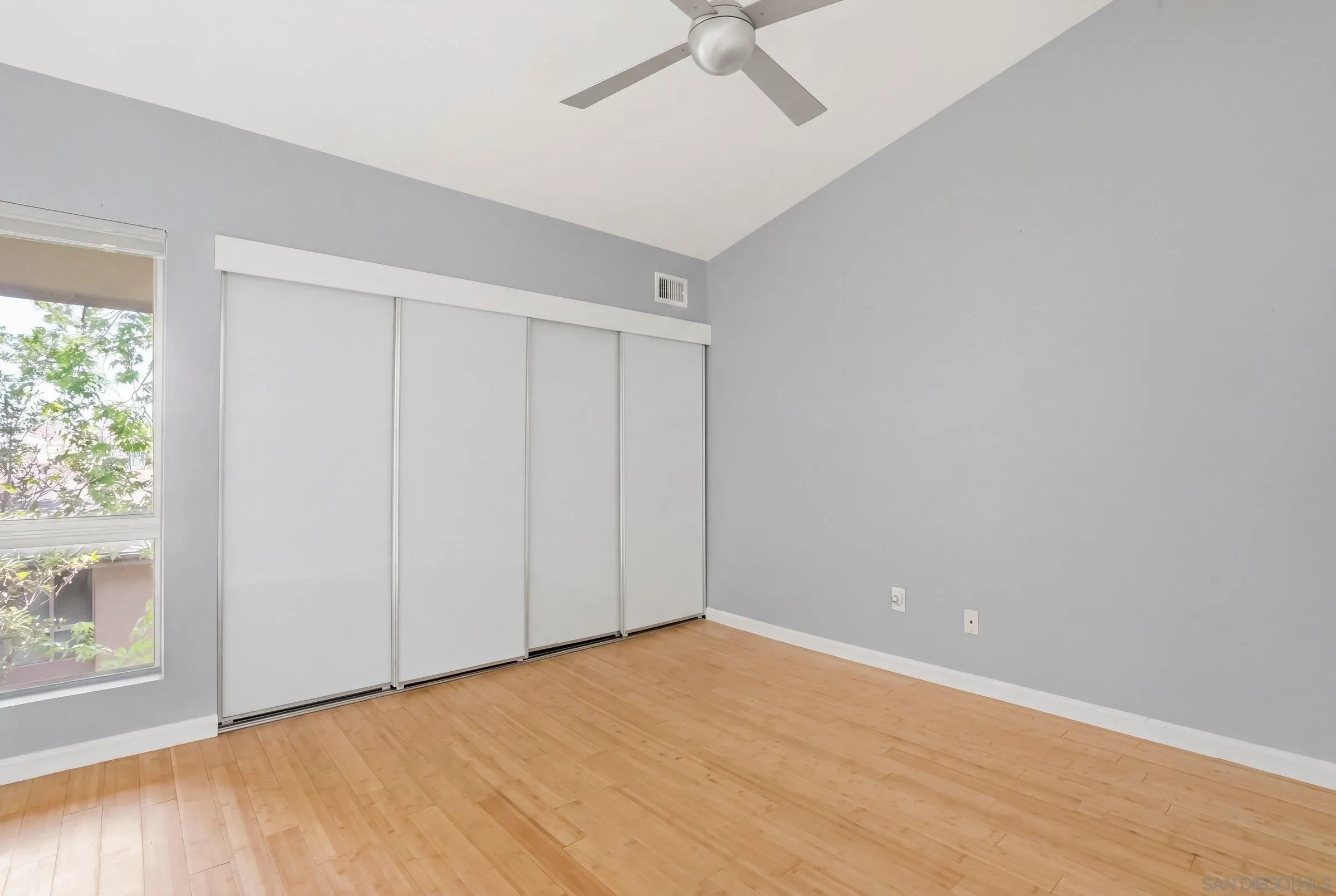 Photo #12: 260011469 Listing: Photo #12