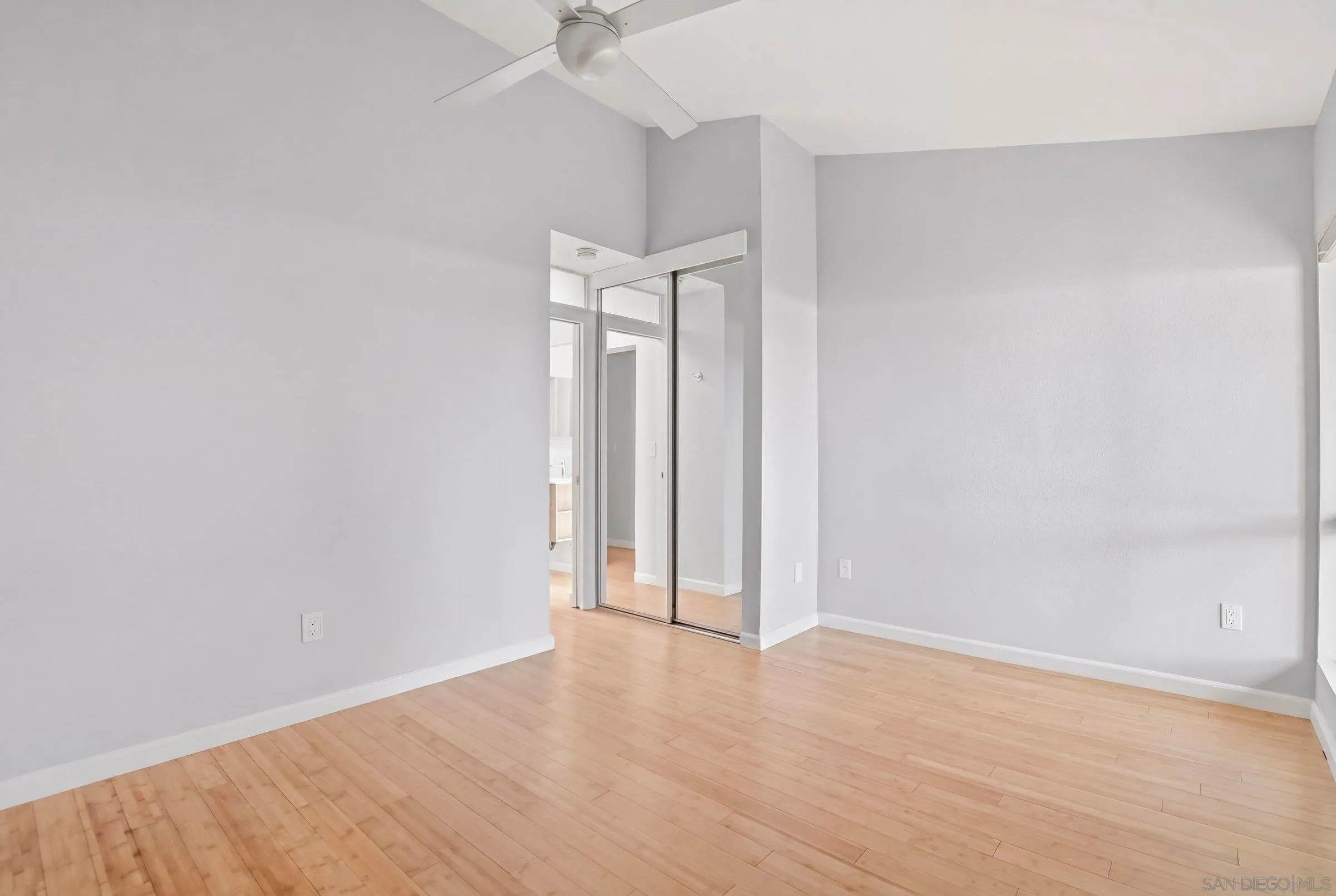 Photo #14: 260011469 Listing: Photo #14