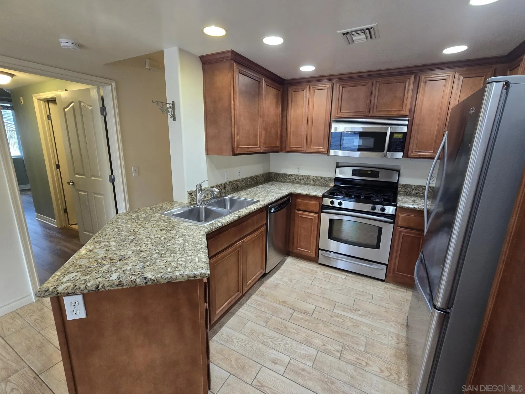 https://cdn.realtyfeed.com/cdn/127/260011474/88d753e8f5d865e6ee5f4f6094f31b29.webp