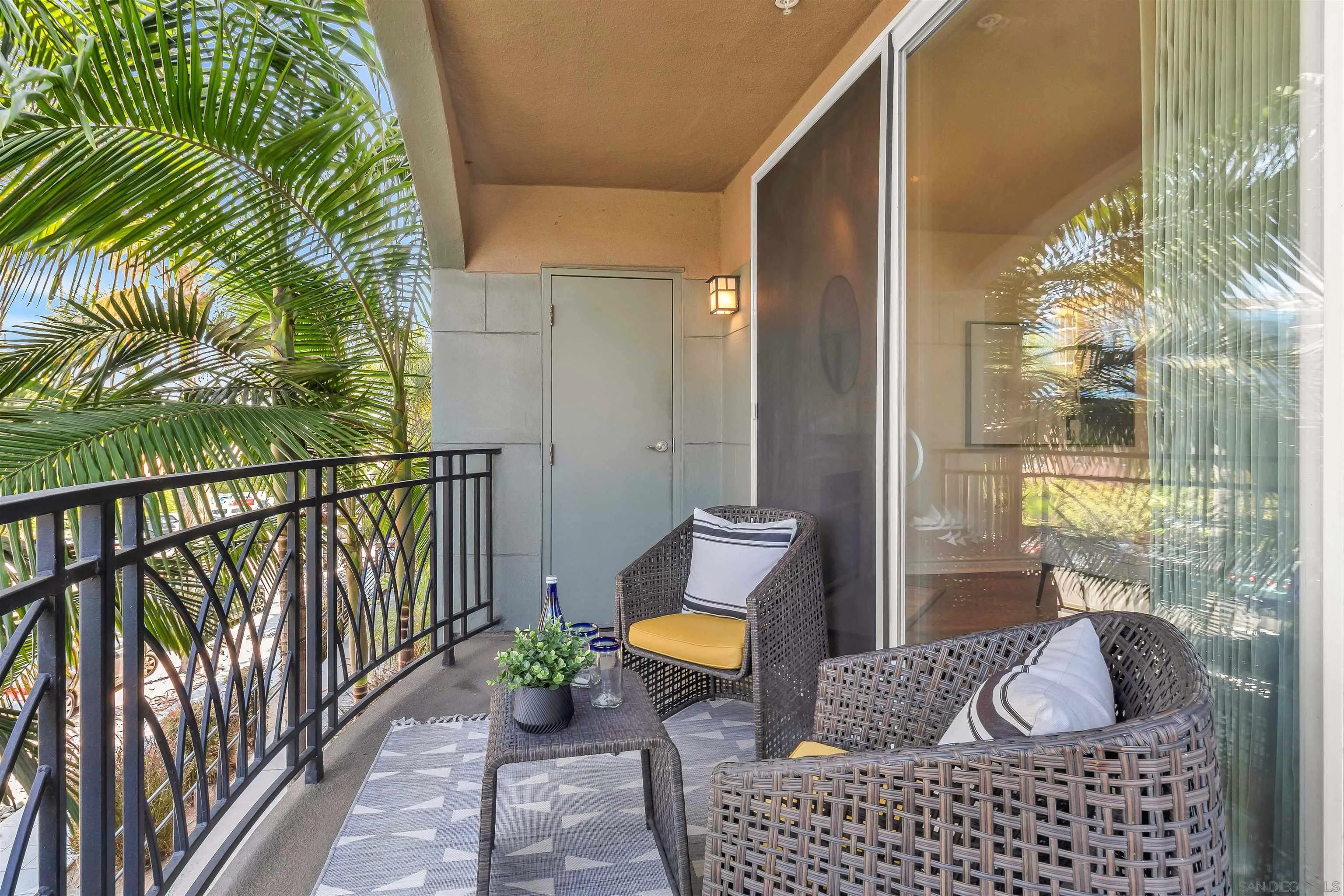 https://cdn.realtyfeed.com/cdn/127/260011474/e71a434d005f858e1ee77b1d618ae183.webp