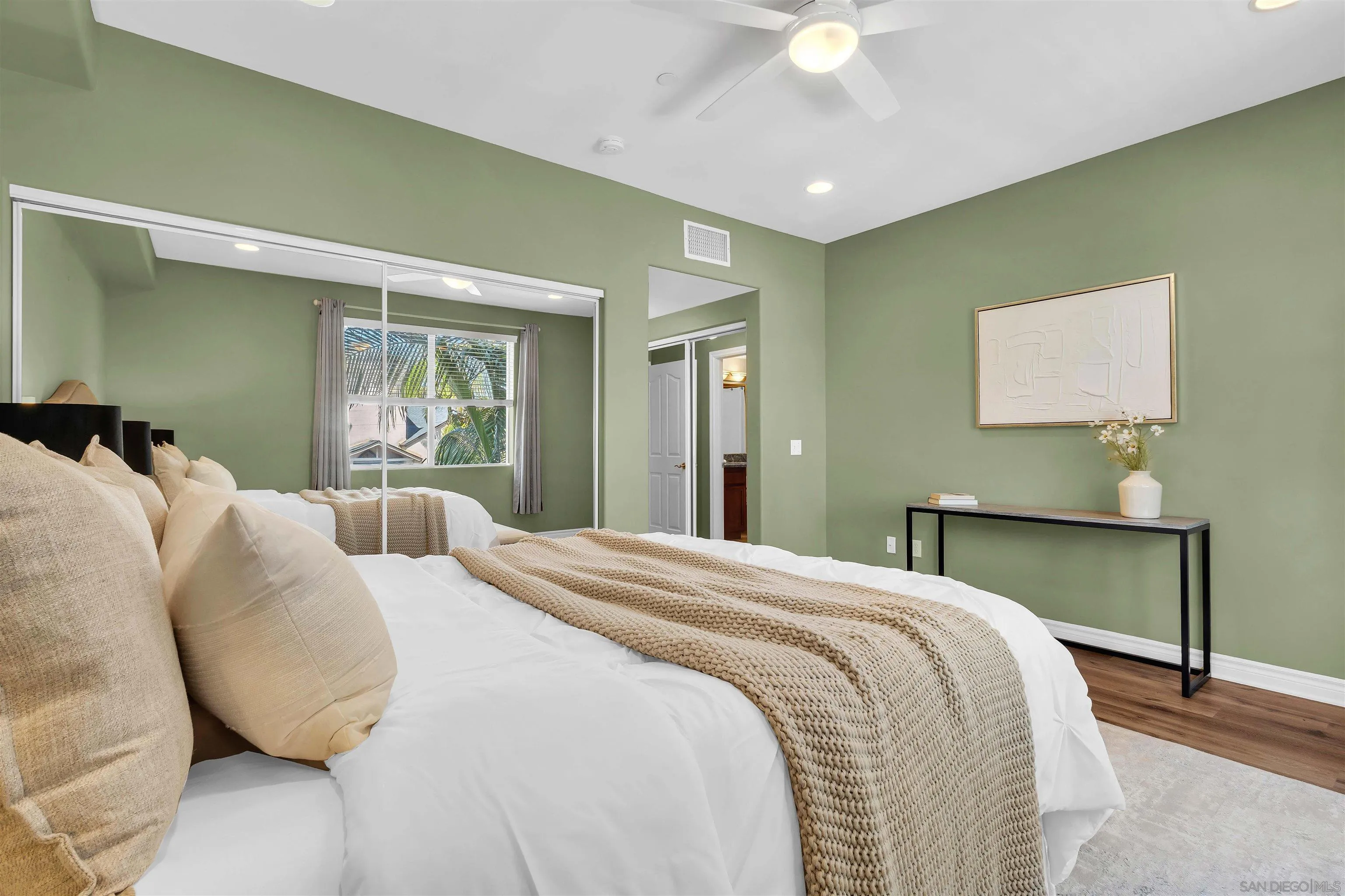 https://cdn.realtyfeed.com/cdn/127/260011474/fdd5cb4303d929fe9453921c915b85cd.webp