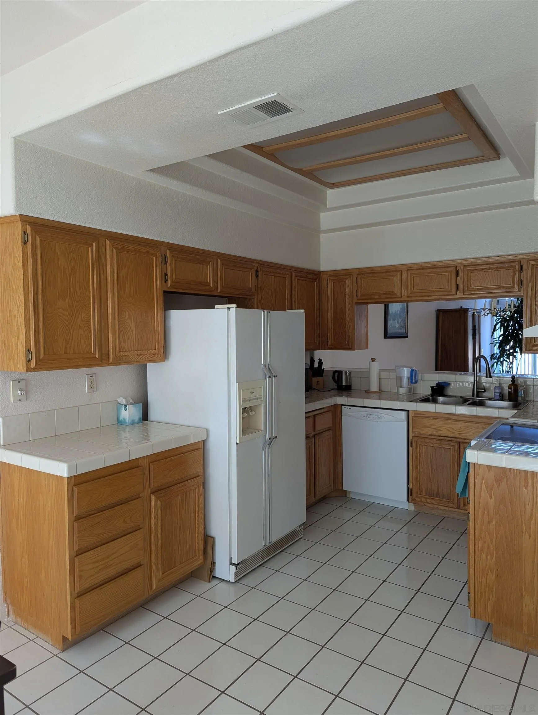 Photo #6: 260011480 Listing: Photo #6