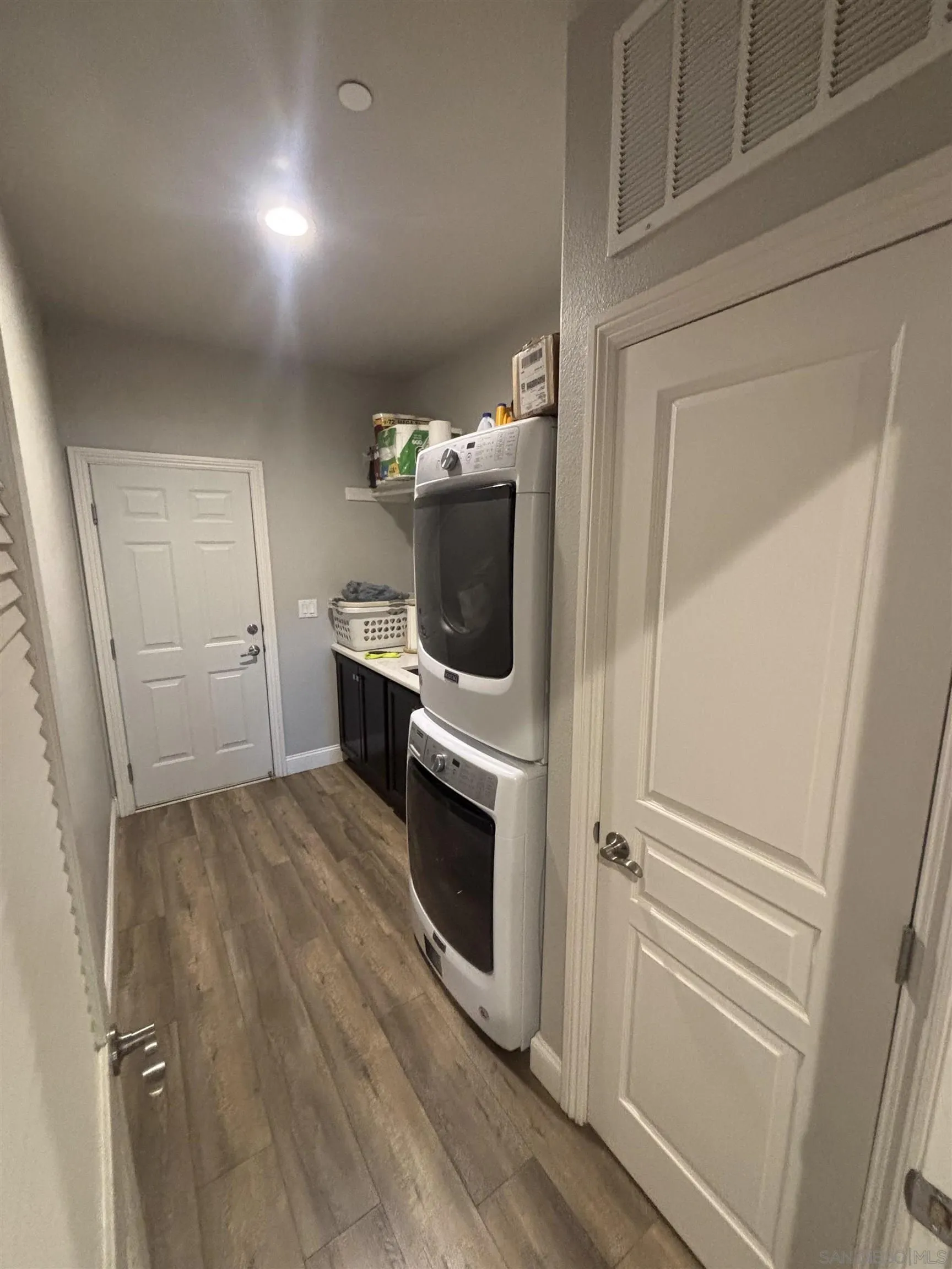 https://cdn.realtyfeed.com/cdn/127/260011481/092b11fb7a80bb9161b7c1217cfe1035.webp
